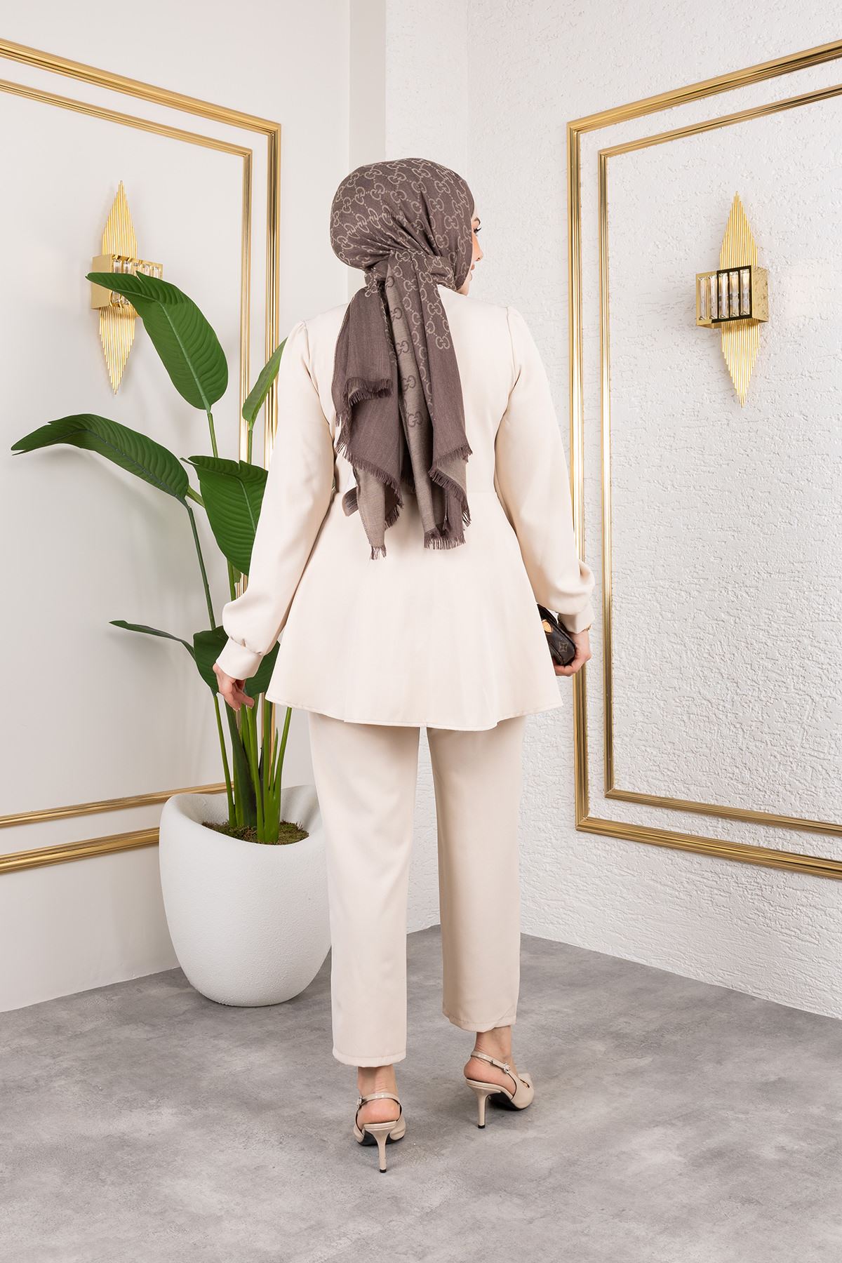 PİT00466-KRM Kuşak Detay Ceketli Takım-Krem