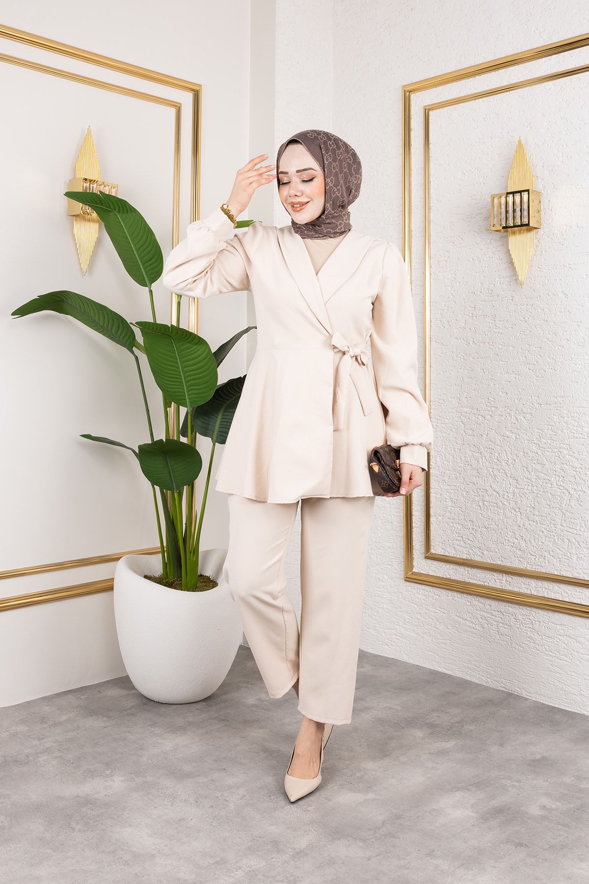 PİT00466-KRM Kuşak Detay Ceketli Takım-Krem