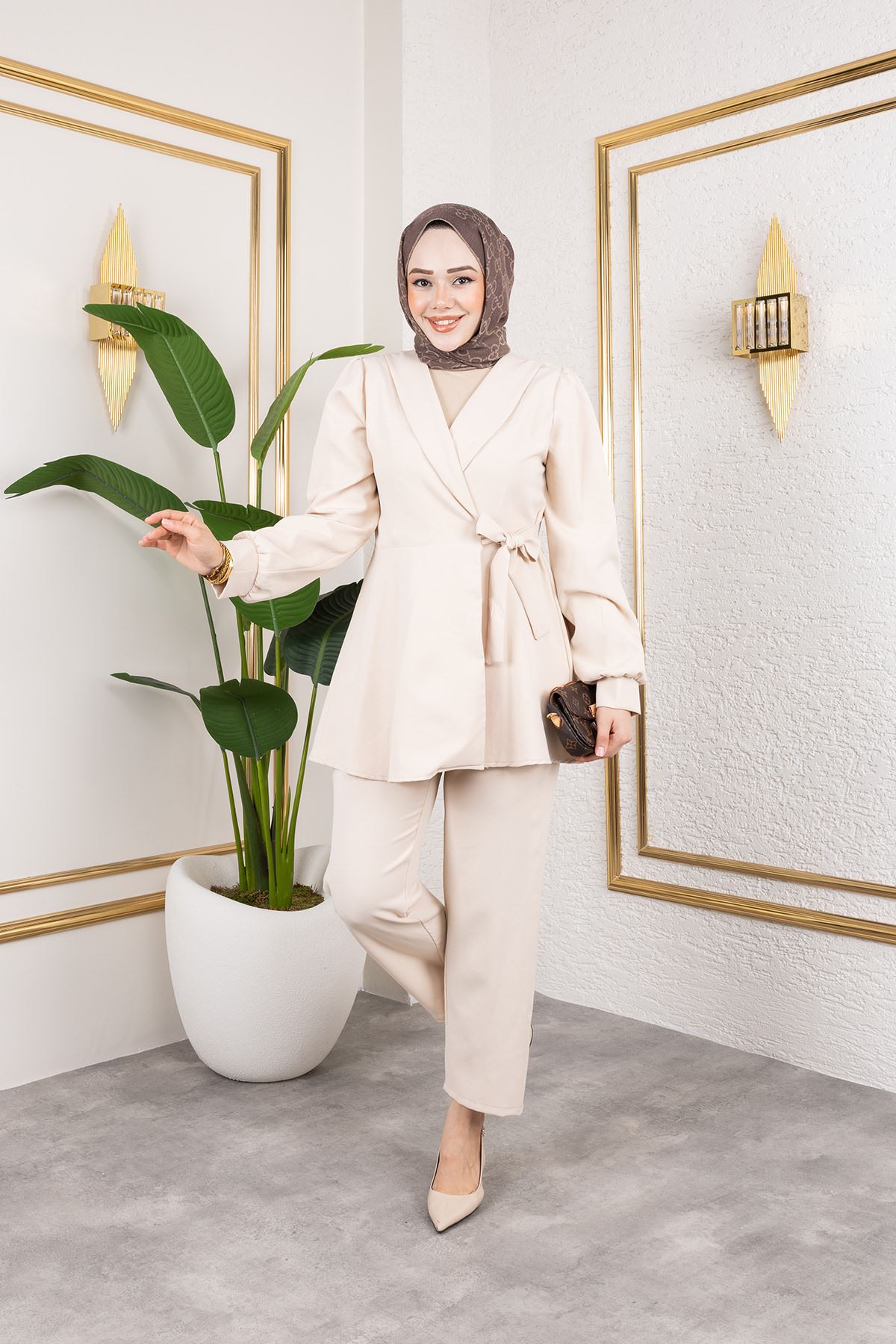 PİT00466-KRM Kuşak Detay Ceketli Takım-Krem