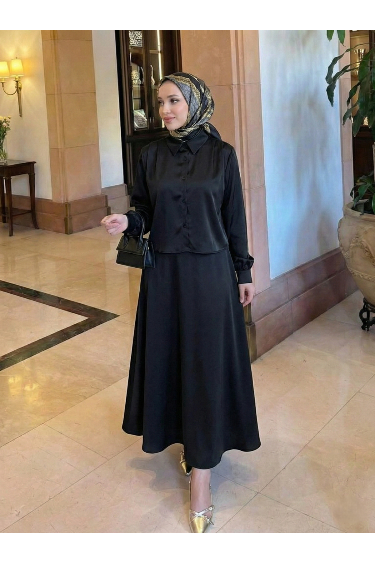 EİT00106-SYH Omuz Pile Detay Saten Etekli Takım-Siyah