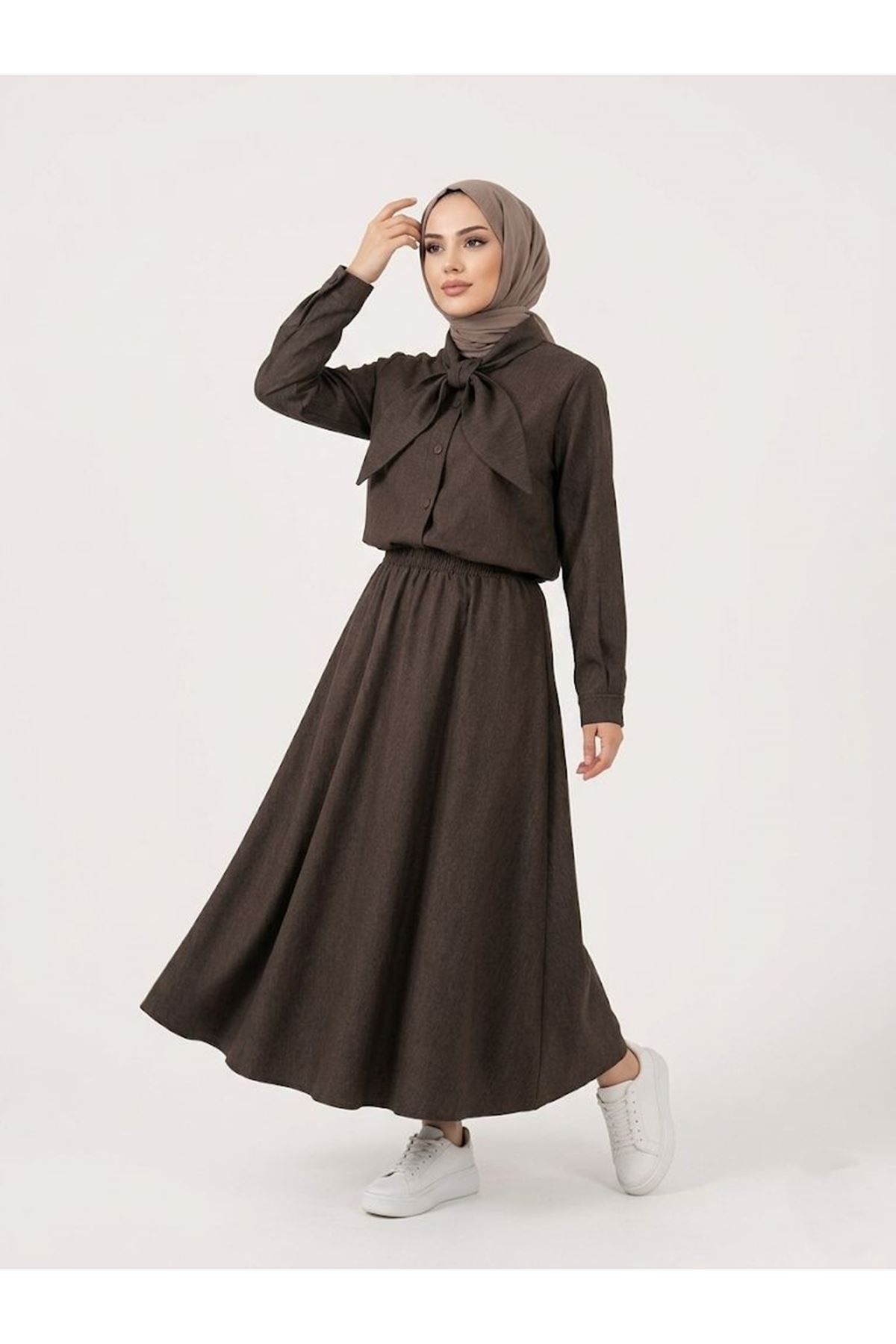 EİT00112-KHV Yaka Detay Etekli Takım-Kahve