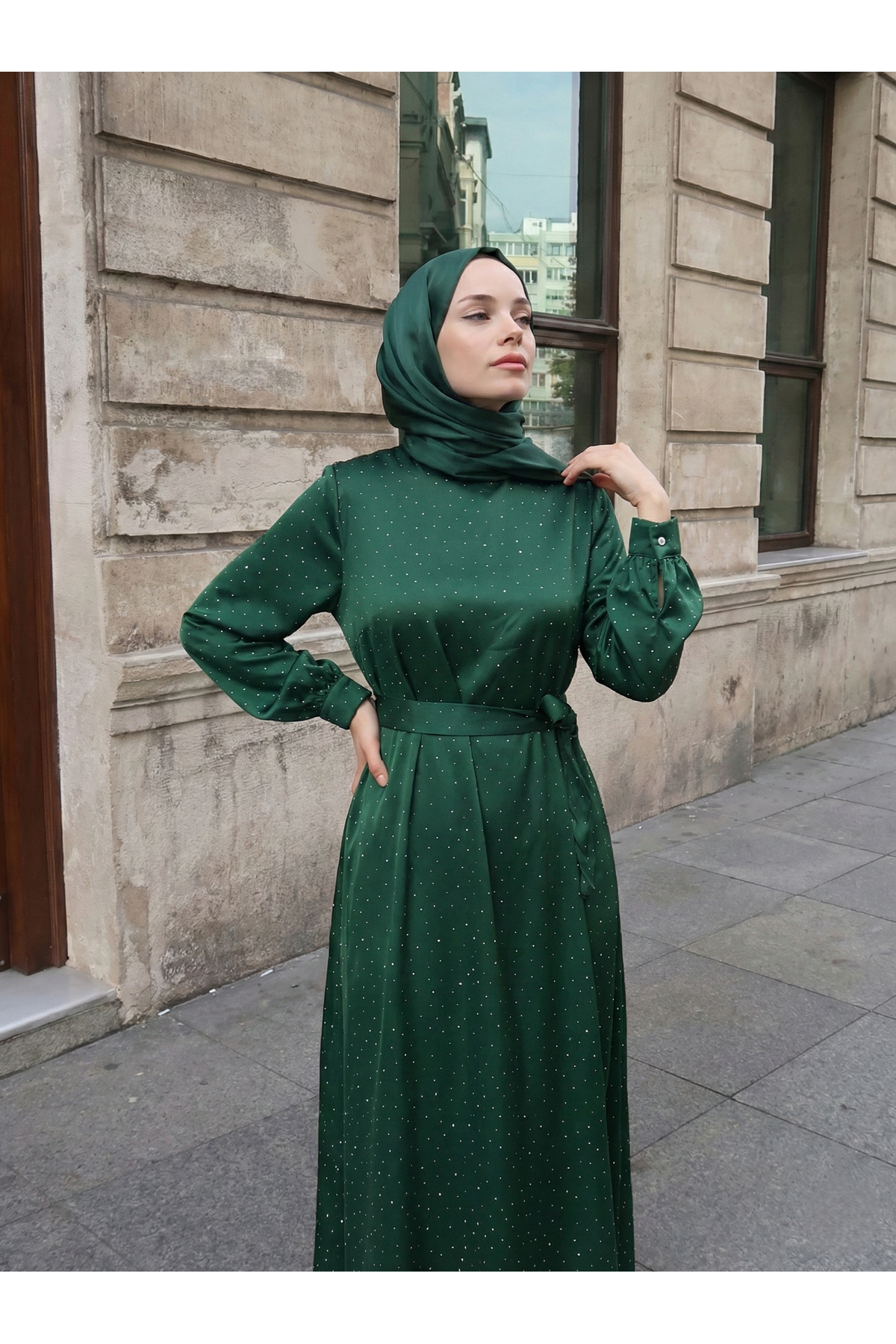 ELB04121-ZMR Saten Taşlı Elbise-Zümrüt Yeşili