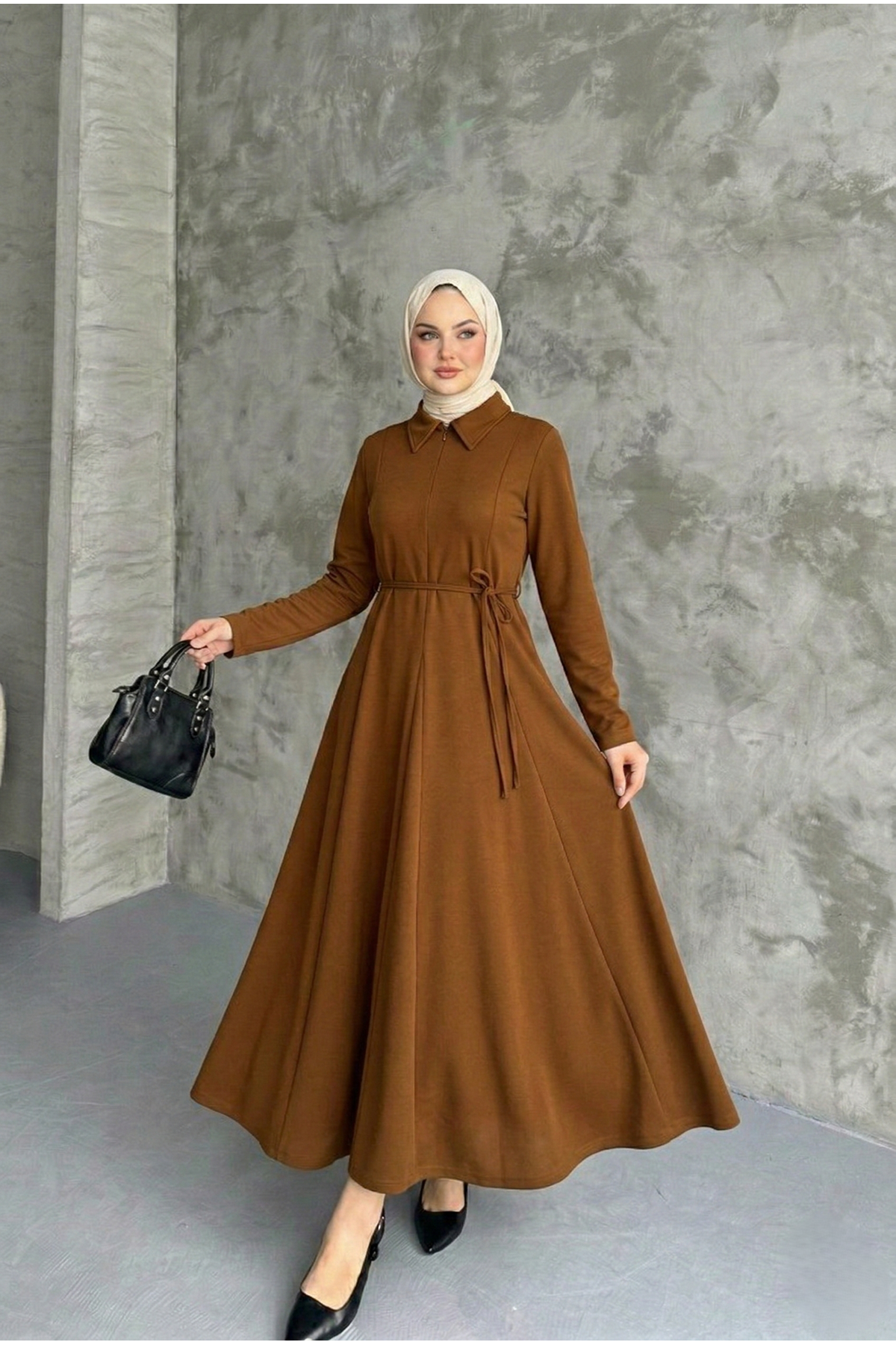 ELB04124-TAB Yaka Fermuar Detay Elbise-Taba