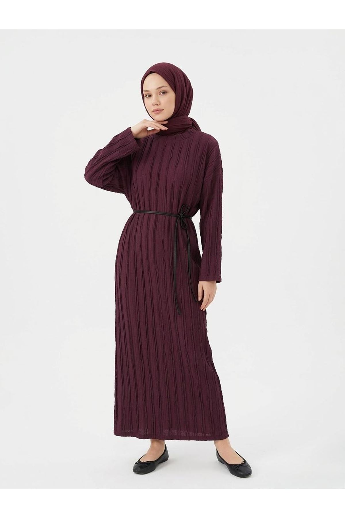 ELB04128-BRD Pilise Dokulu Kemer Detay Elbise-Bordo