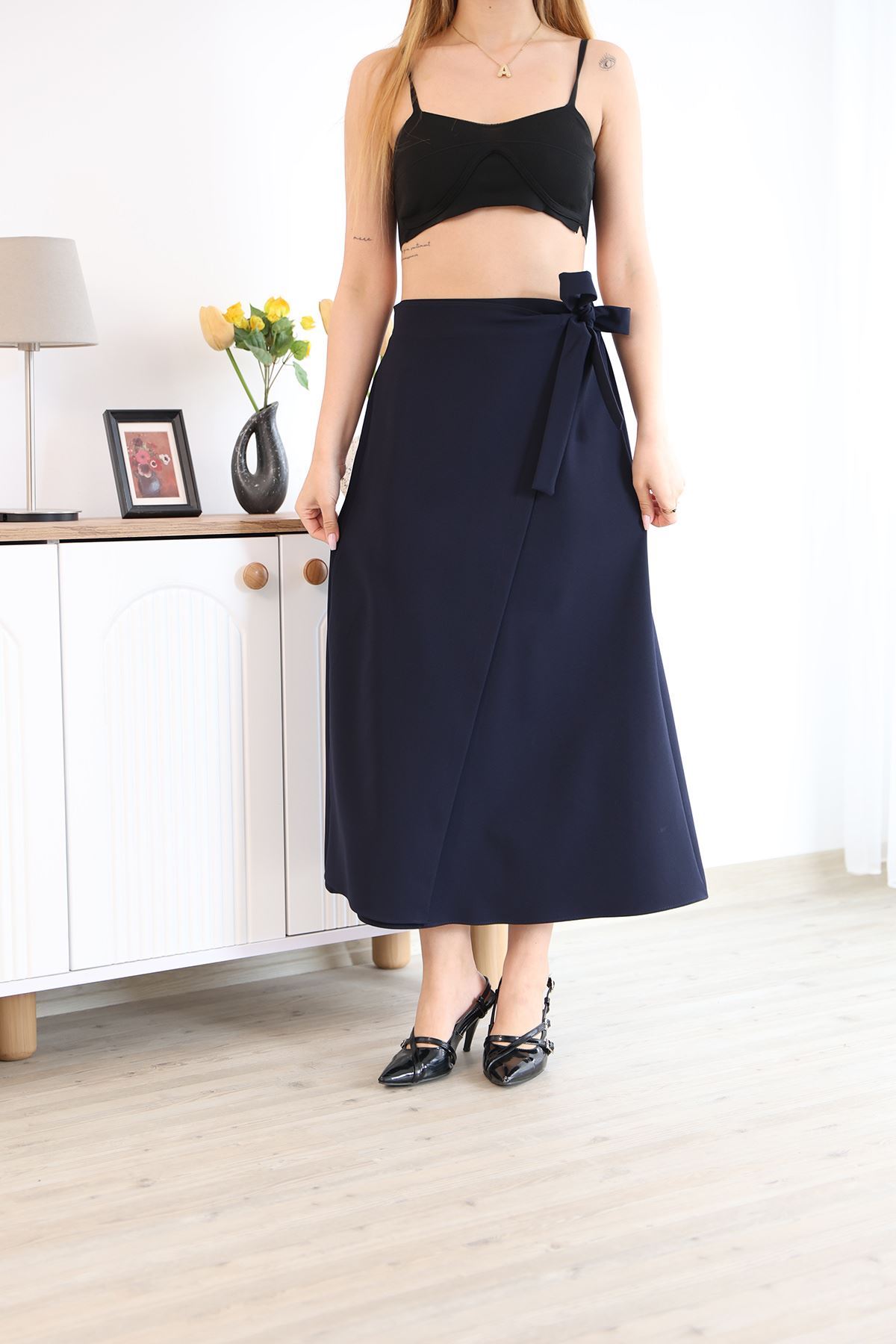 MOE03025-SYH Ön Kapak Detay Atlas  Etek-Siyah