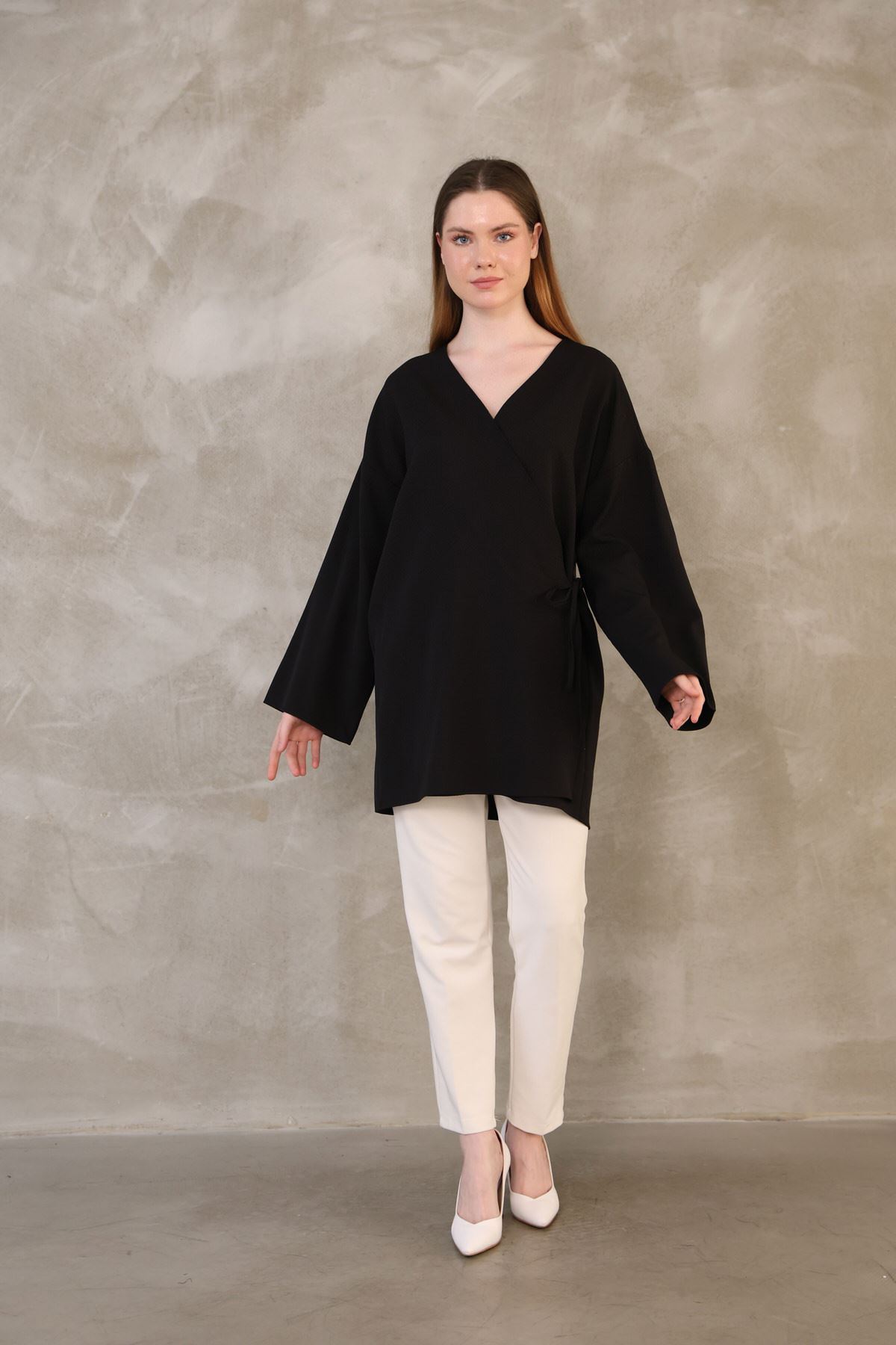 TUN05814-SYH Yan Bağlamalı Atlas Tunik-Siyah