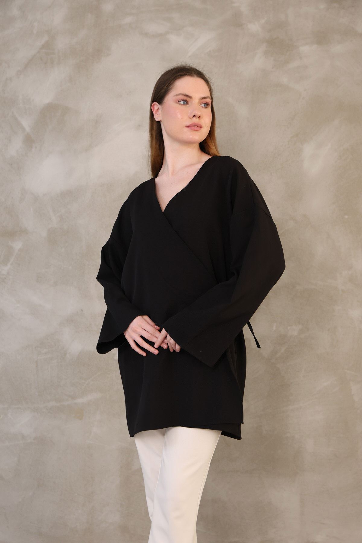 TUN05814-SYH Yan Bağlamalı Atlas Tunik-Siyah