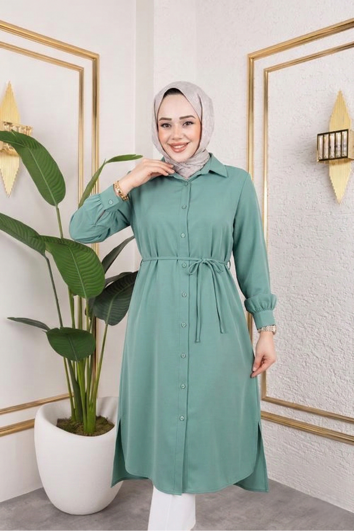 TUN05867-MNT Kadın Yırtmaç Detaylı Kuşaklı Gömlek Yaka Boydan Düğmeli Uzıun Tesettür Tunik-Mint