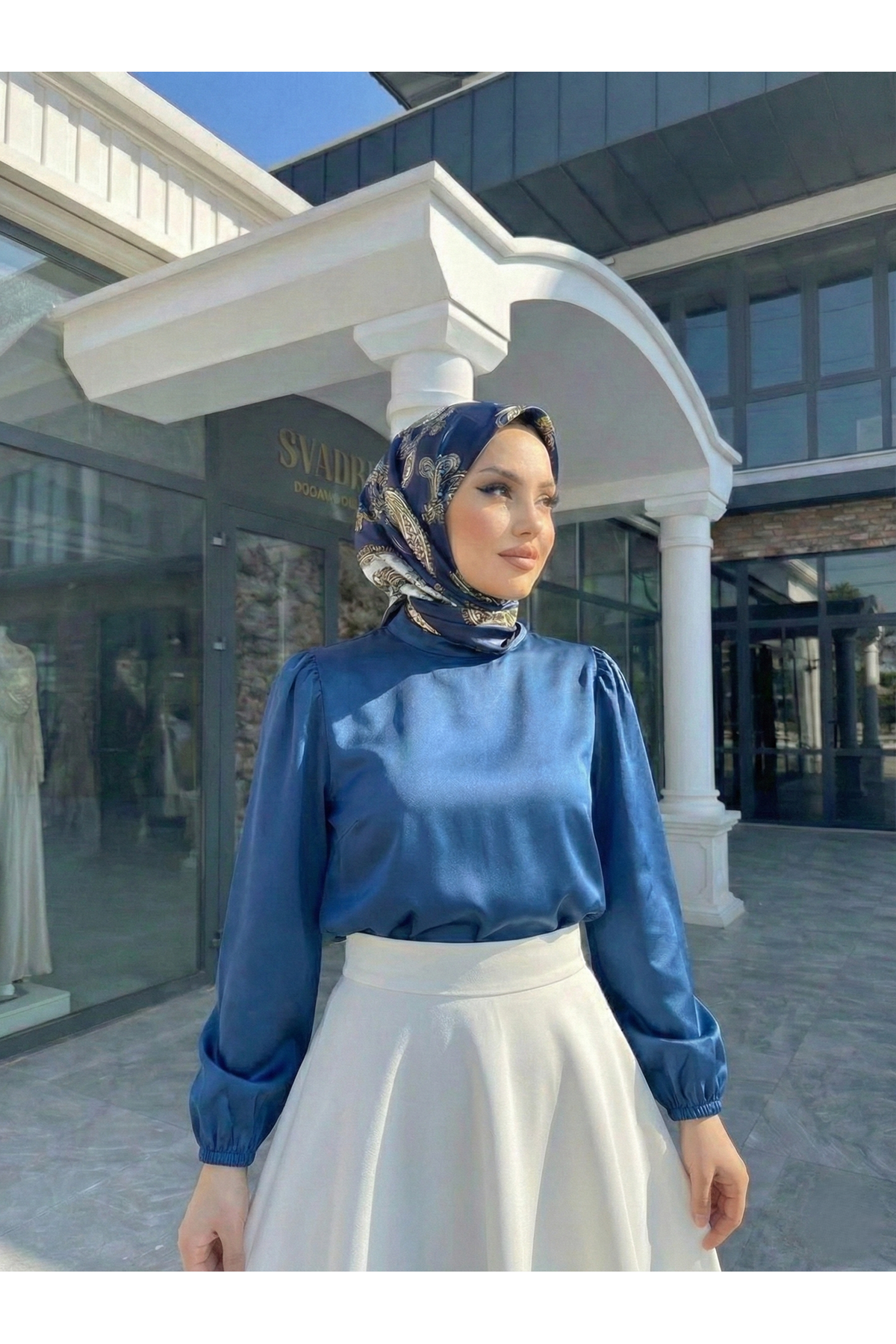 TUN05944-PMV Arka Fermuar Detay Saten Tunik-Petrol Mavisi