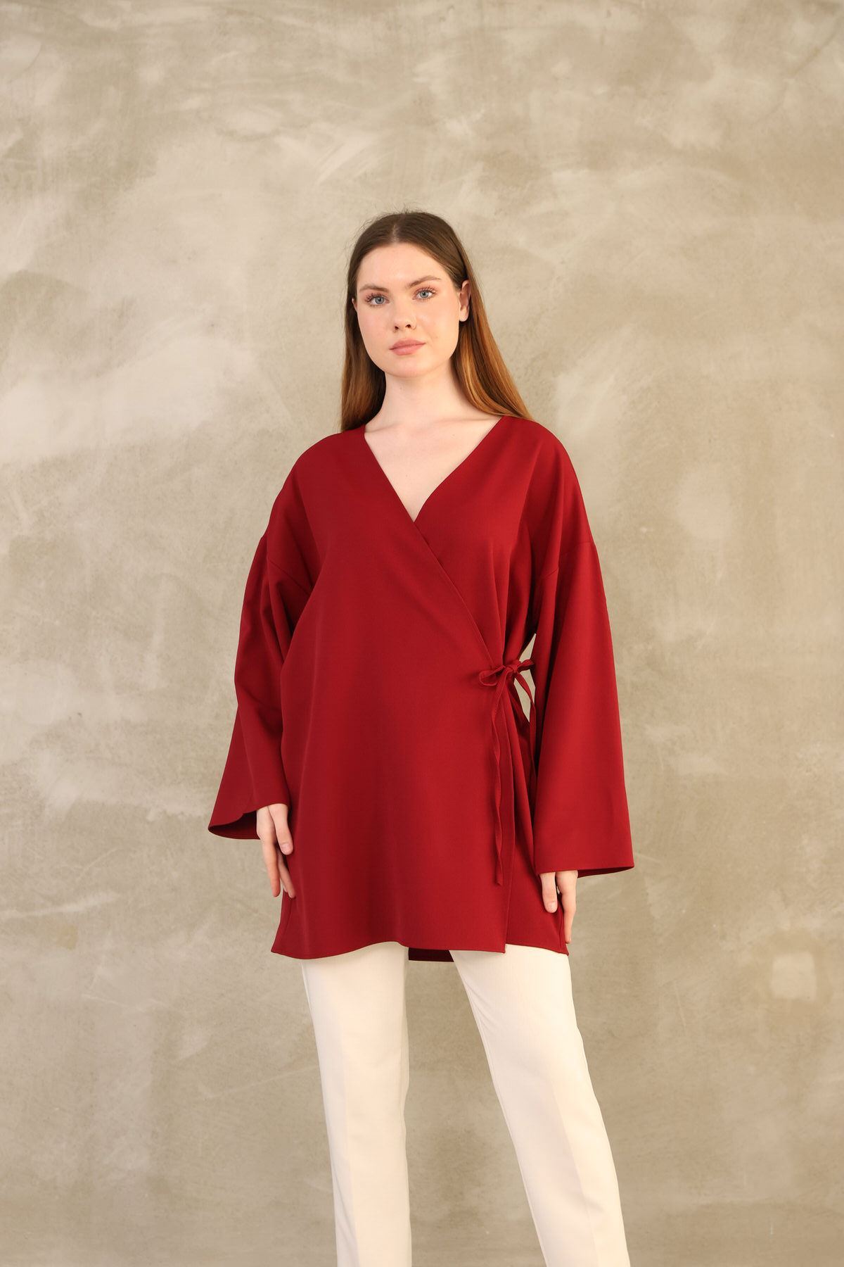 TUN05814-BRD Yan Bağlamalı Atlas Tunik-Bordo