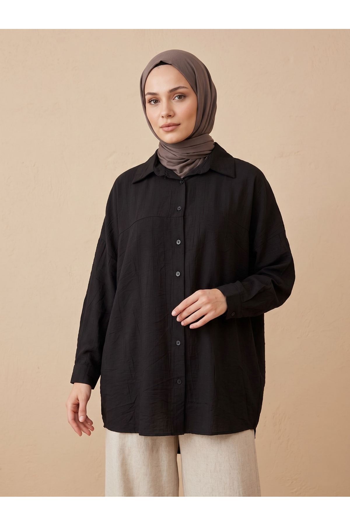 TUN05897-SYH Ön Roba Detaylı Tunik-Siyah