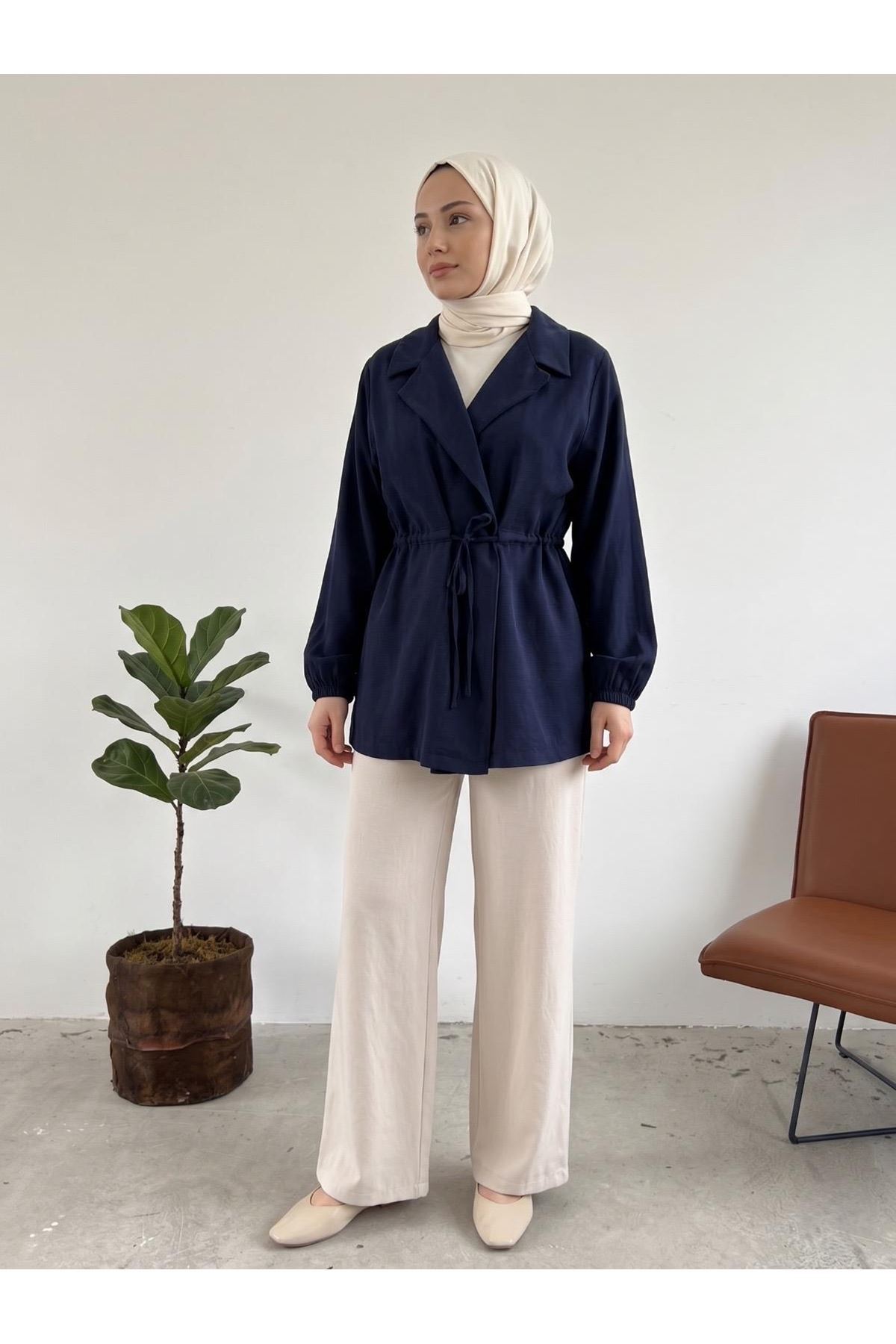 CKT01789-LCV Beli Tünelli Kol Lastik Ceket-Lacivert