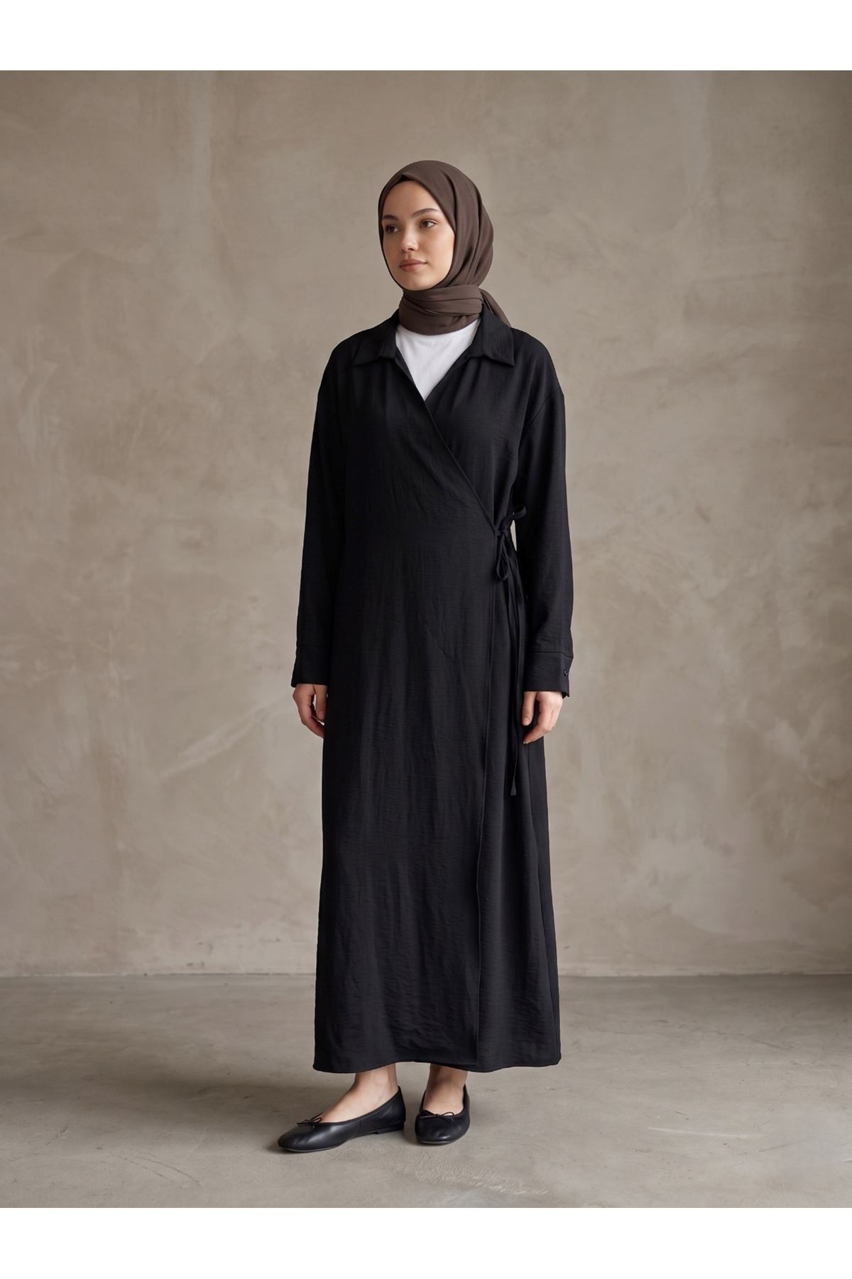 CKT01791-SYH Yakalı Yandan Bağlamalı Uzun Ceket-Siyah