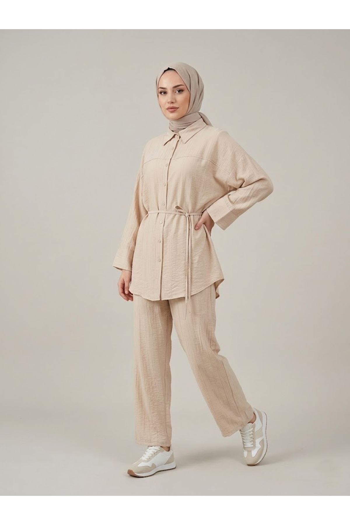 PİT00517-TAŞ Roba Detay Pantolonlu Çilek Takım-Taş