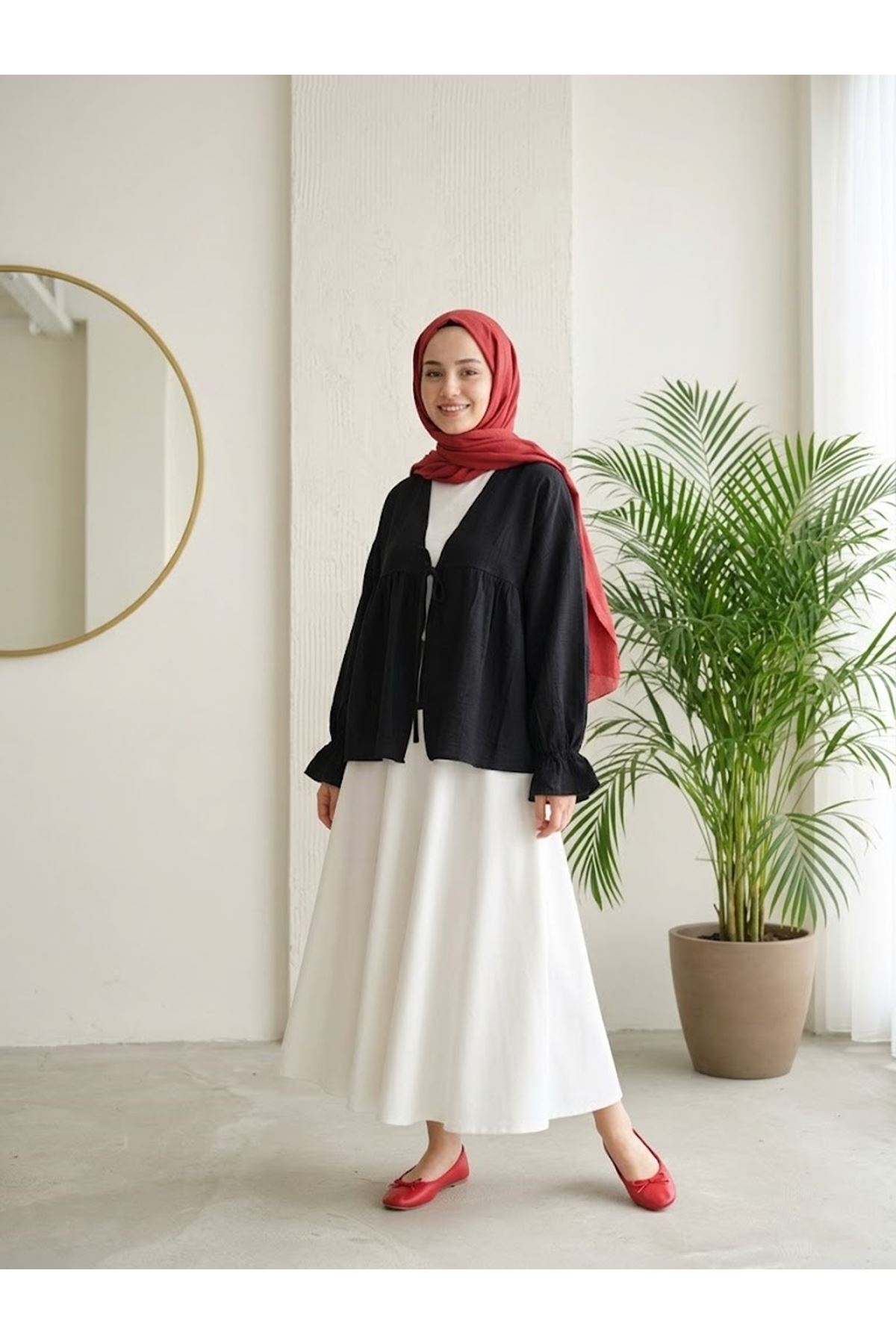 TUN05982-SYH Roba Büzgülü Kol Lastik Tunik-Siyah