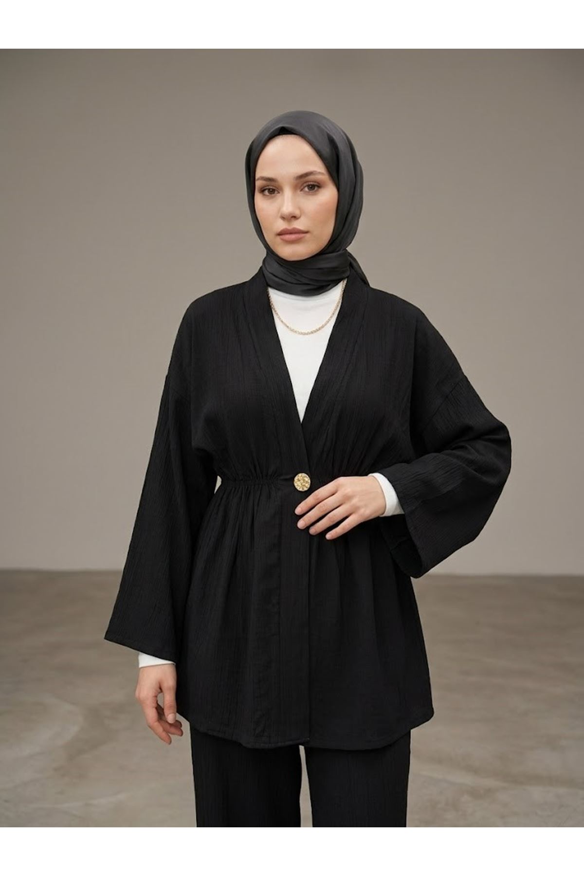 HIR02446-SYH Düğme Detay Çilek Hırka-Siyah