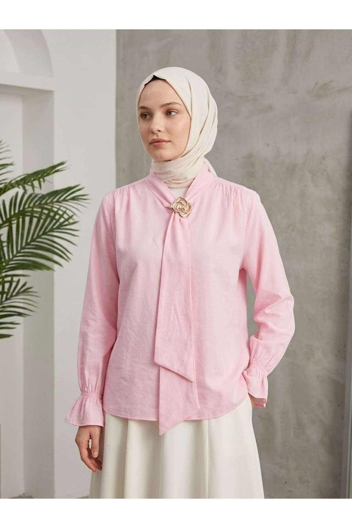 TUN05986-PMB Yaka Kuşak Aksesuar Detay Tunik-Pembe