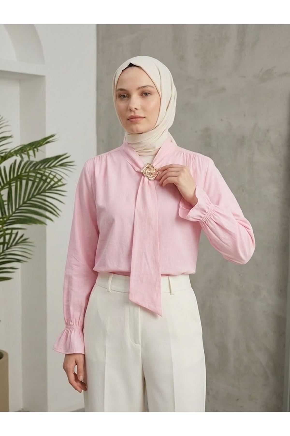 TUN05986-PMB Yaka Kuşak Aksesuar Detay Tunik-Pembe