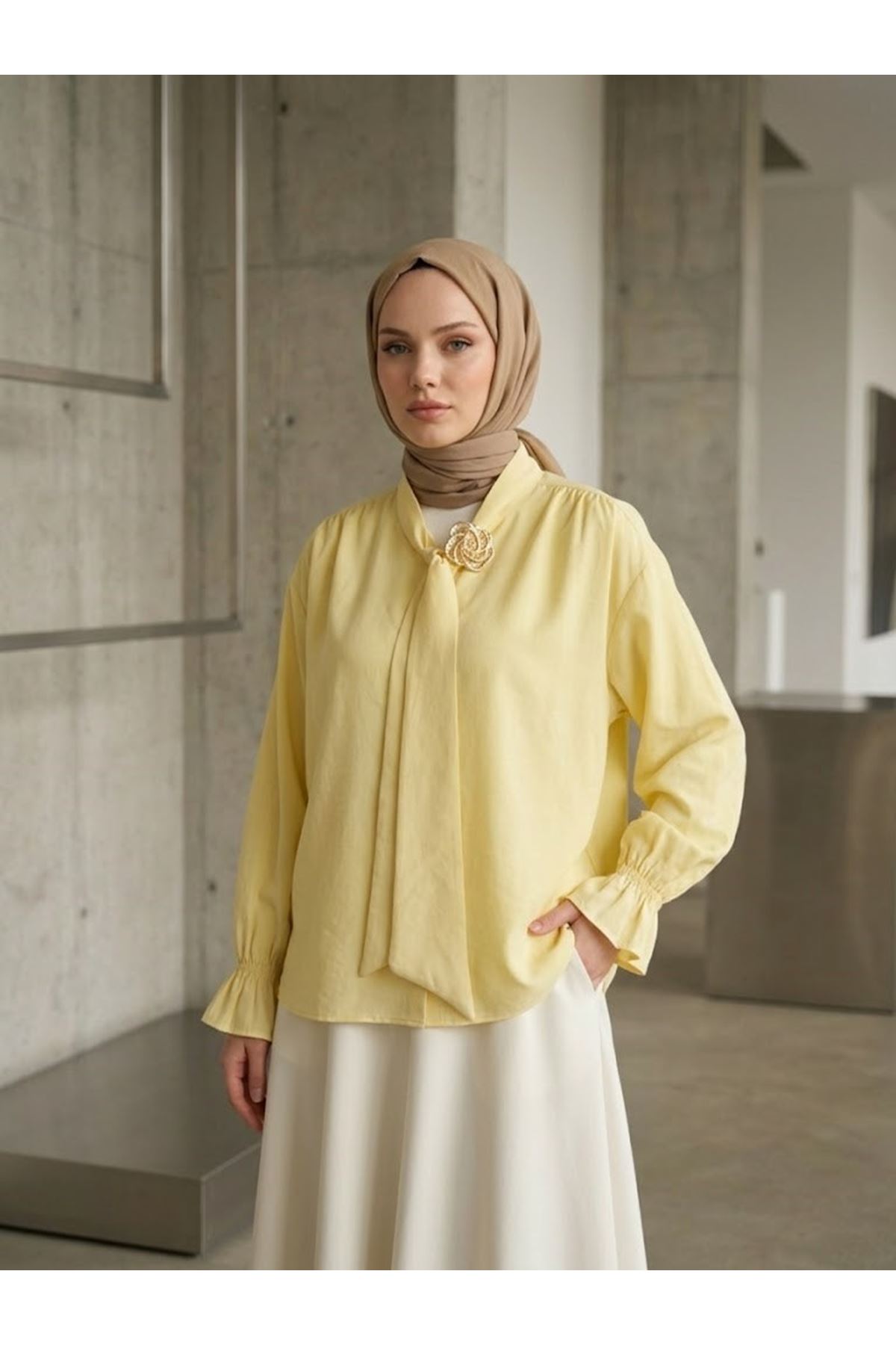 TUN05986-SRI Yaka Kuşak Aksesuar Detay Tunik-Sarı