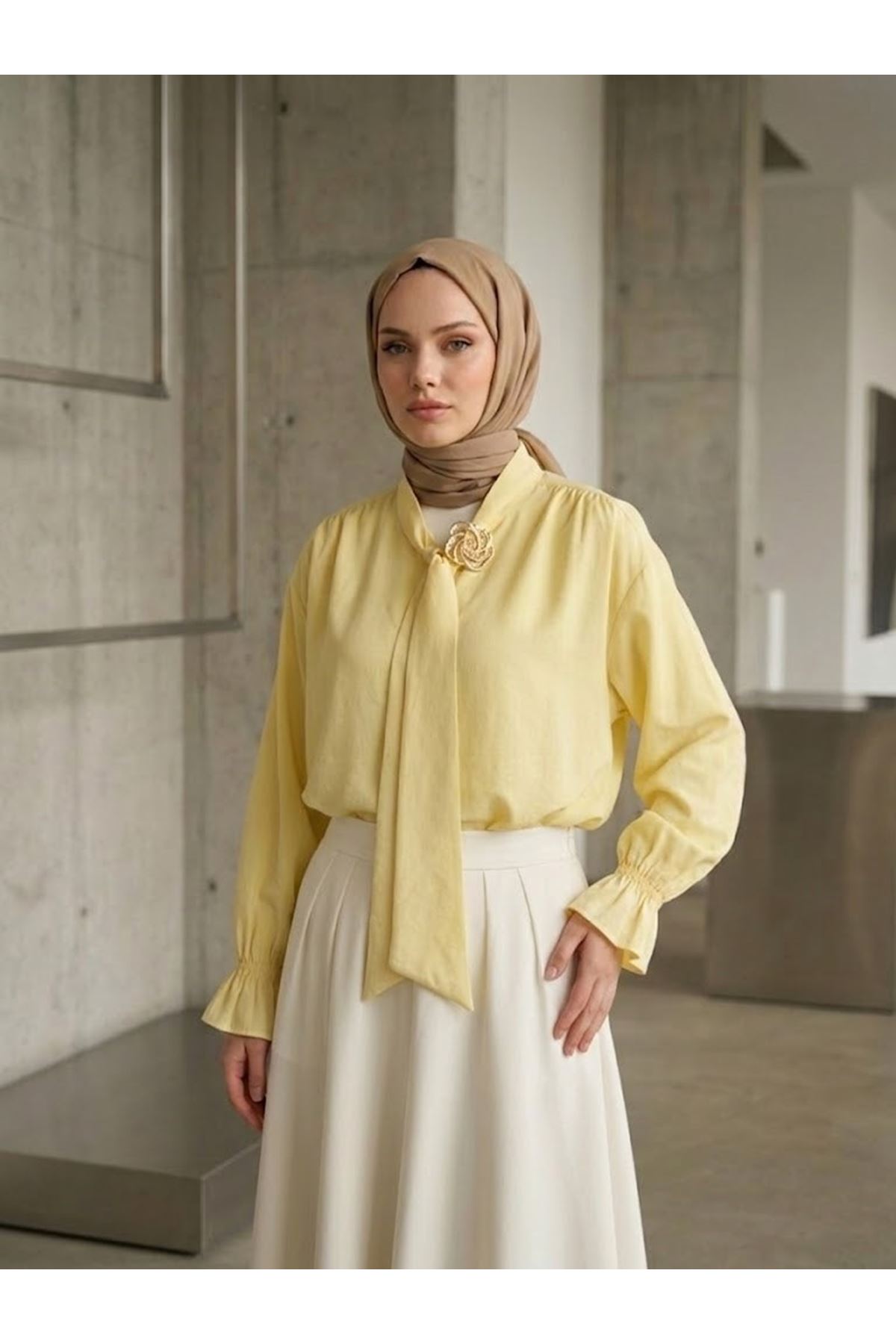 TUN05986-SRI Yaka Kuşak Aksesuar Detay Tunik-Sarı