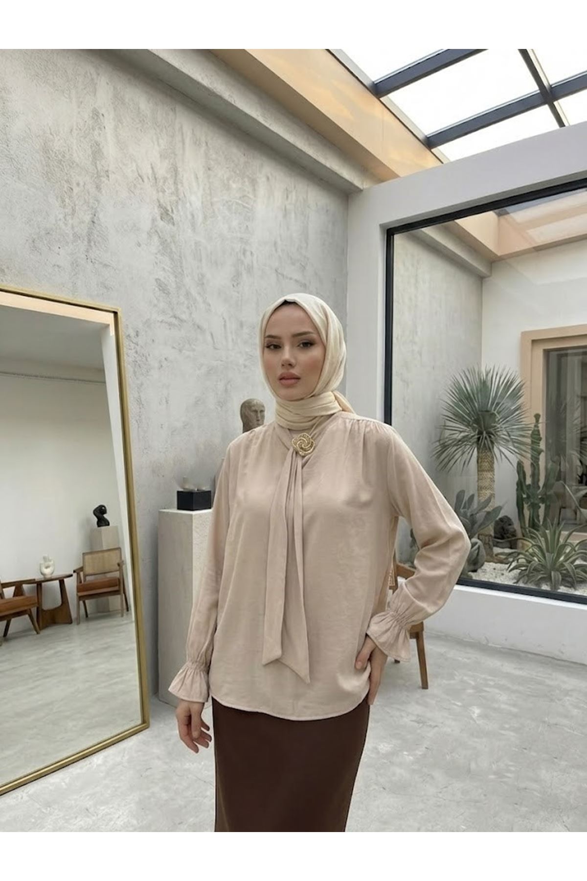 TUN05986-TAŞ Yaka Kuşak Aksesuar Detay Tunik-Taş