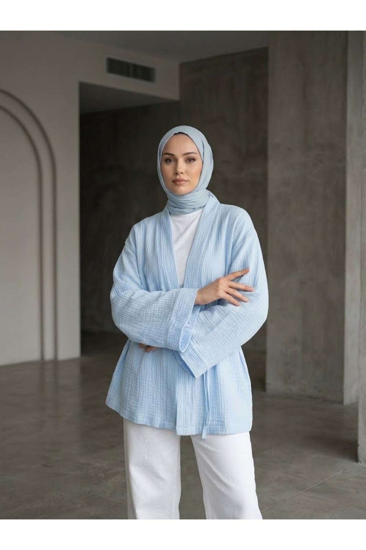 HIR02445-MAV Yaka Bantlı Müslin Hırka-Mavi