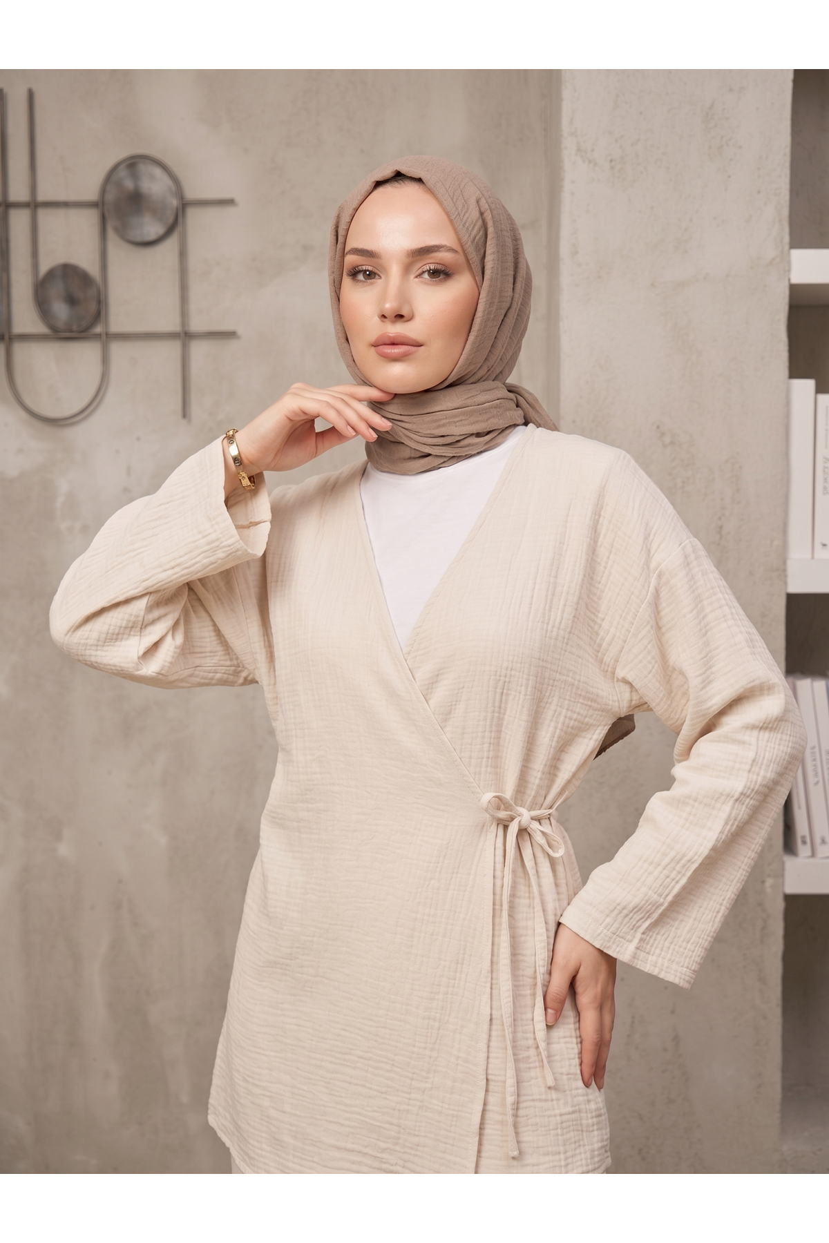 PİT00521-TAŞ Yan Bağlamalı Müslin Takım-Taş