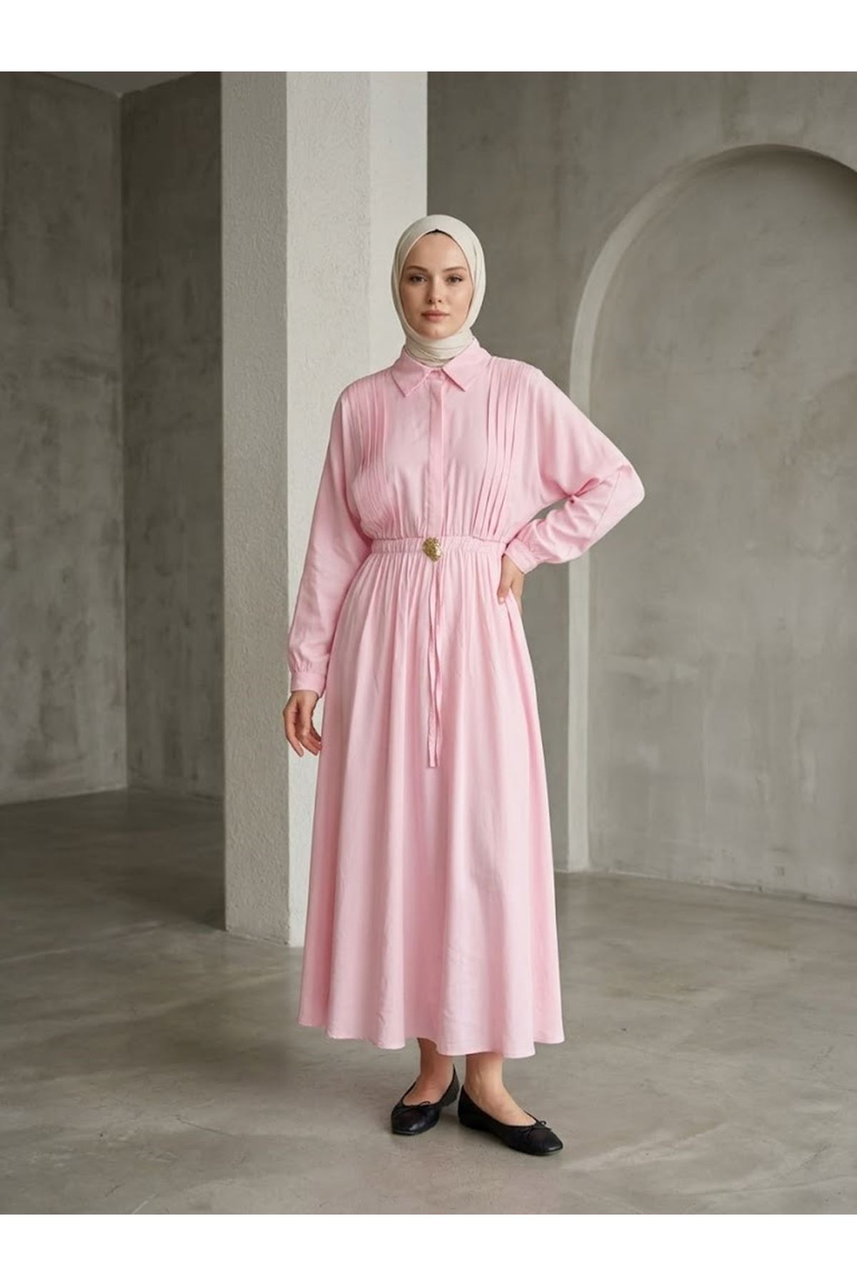 ELB04151-PMB Bel Lastik Yarım Pat Aksesuar Detay Elbise-Pembe