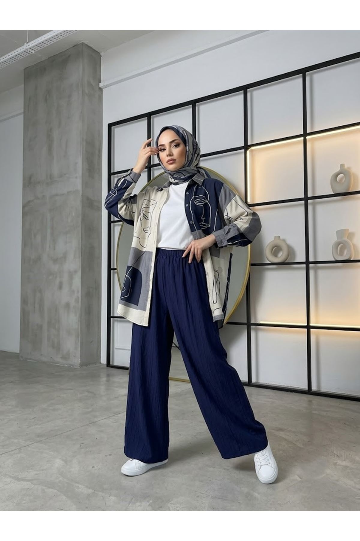 PNT01570-LCV Bol Paça Çilek Pantolon-Lacivert