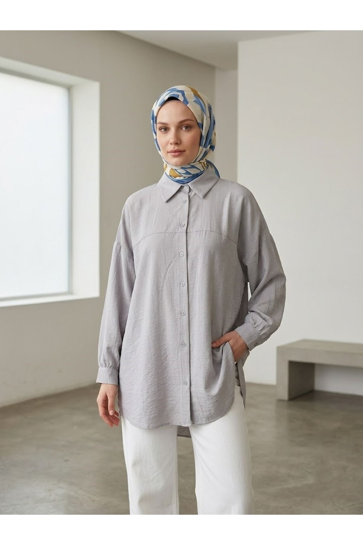 TUN05897-84 Ön Roba Detaylı Tunik-Açık Gri