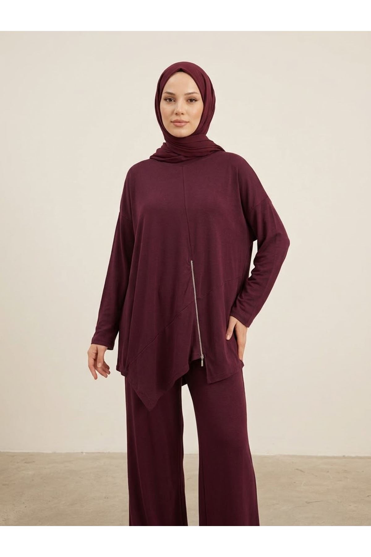 PİT00528-BRD Fermuar Detay Asimetrik  Kesim Pantolonlu Takım-Bordo