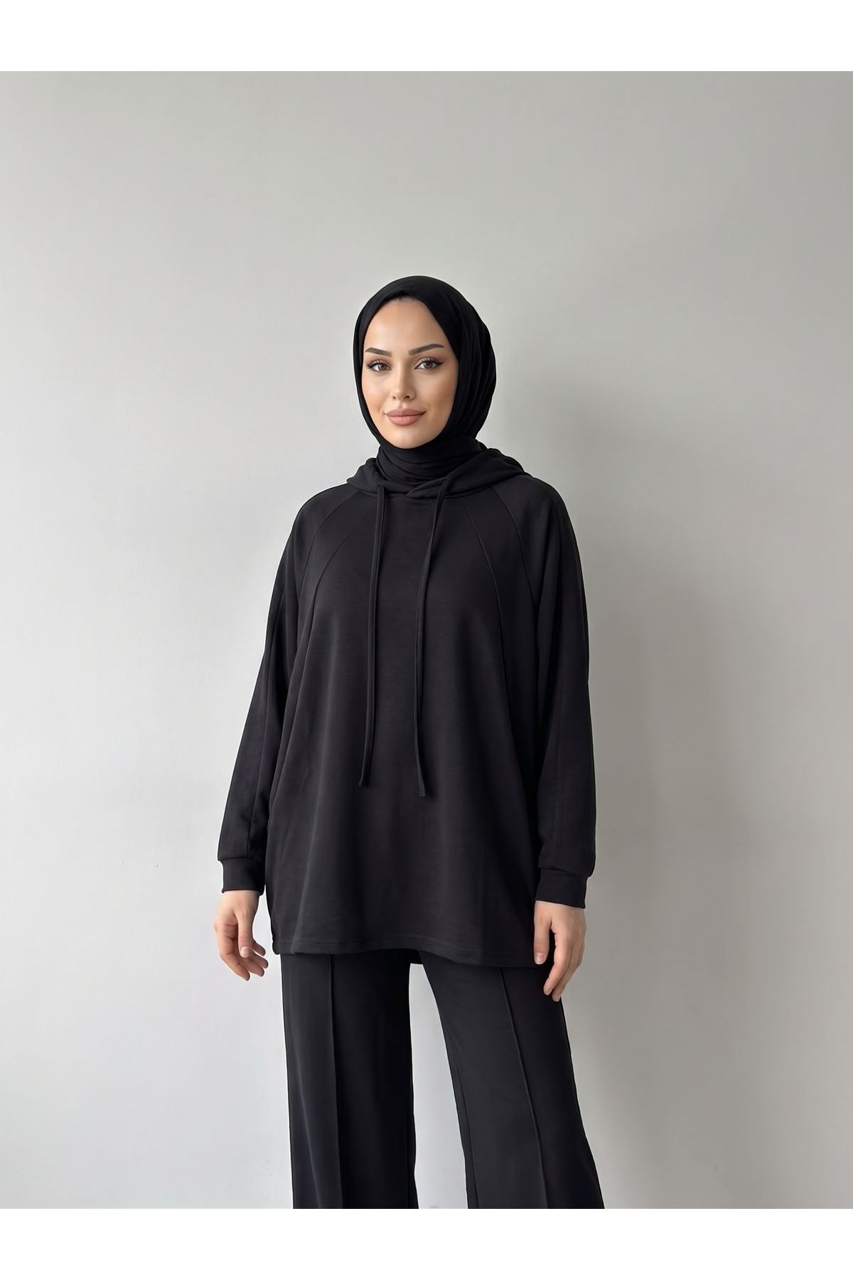 PİT00534-SYH Parçalı Model Kapişonlu Takım-Siyah
