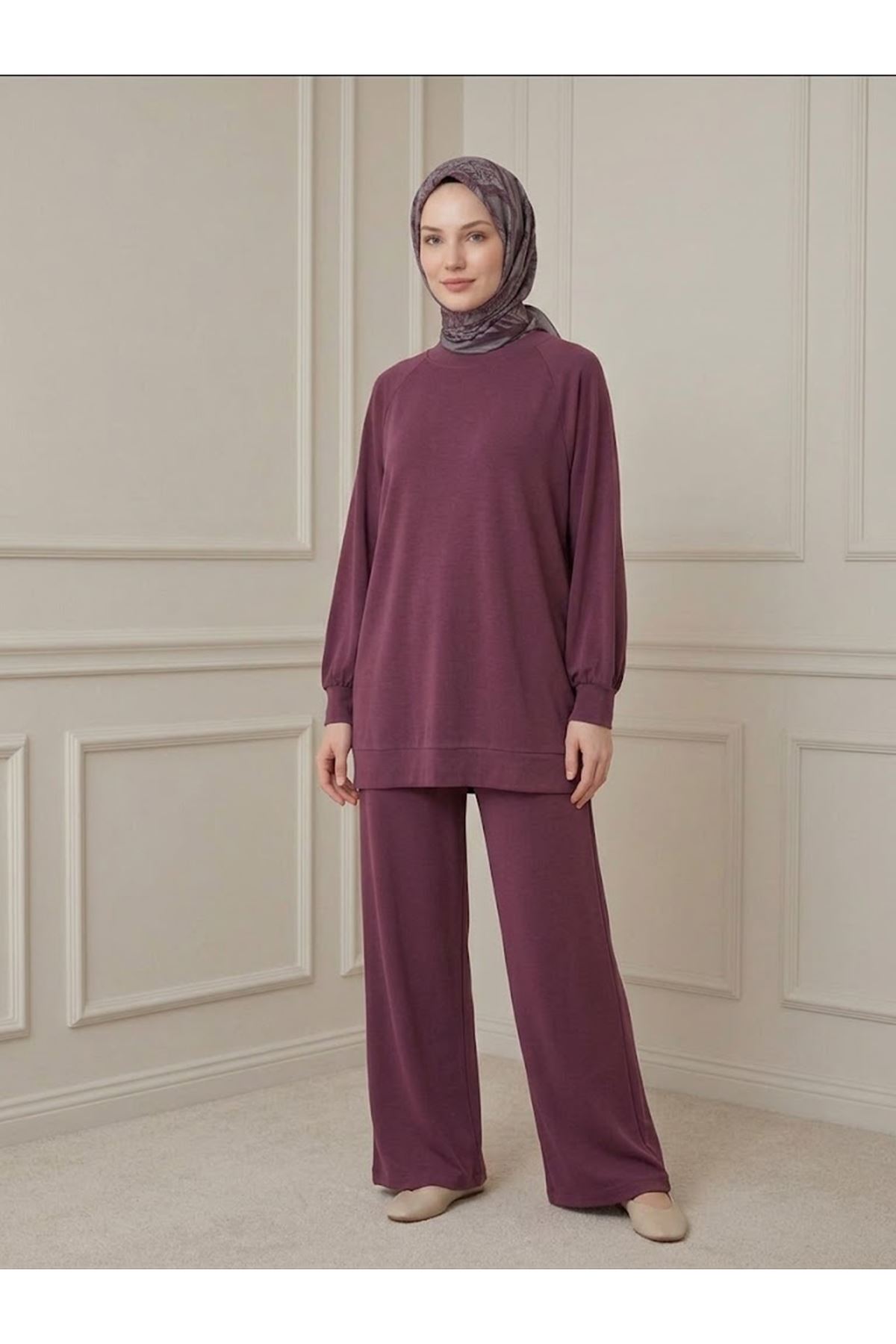 PİT00540-BRD Ön Parçalı Yırtmaç Detay Pantolonlu Takım-Bordo