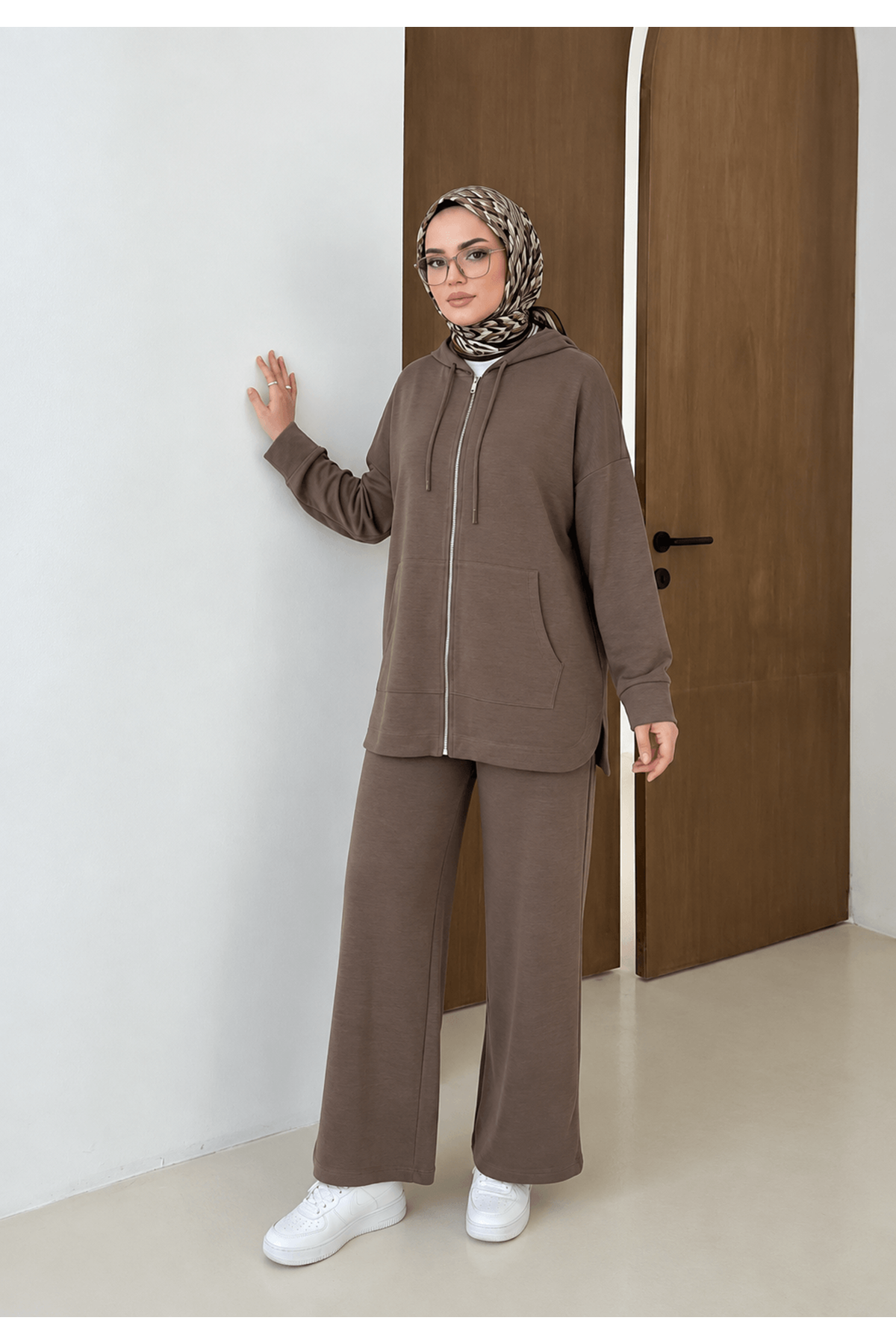 PİT00538-P102 Cep Detay Fermurlı Kapşonlu Takım-Açık Kahve