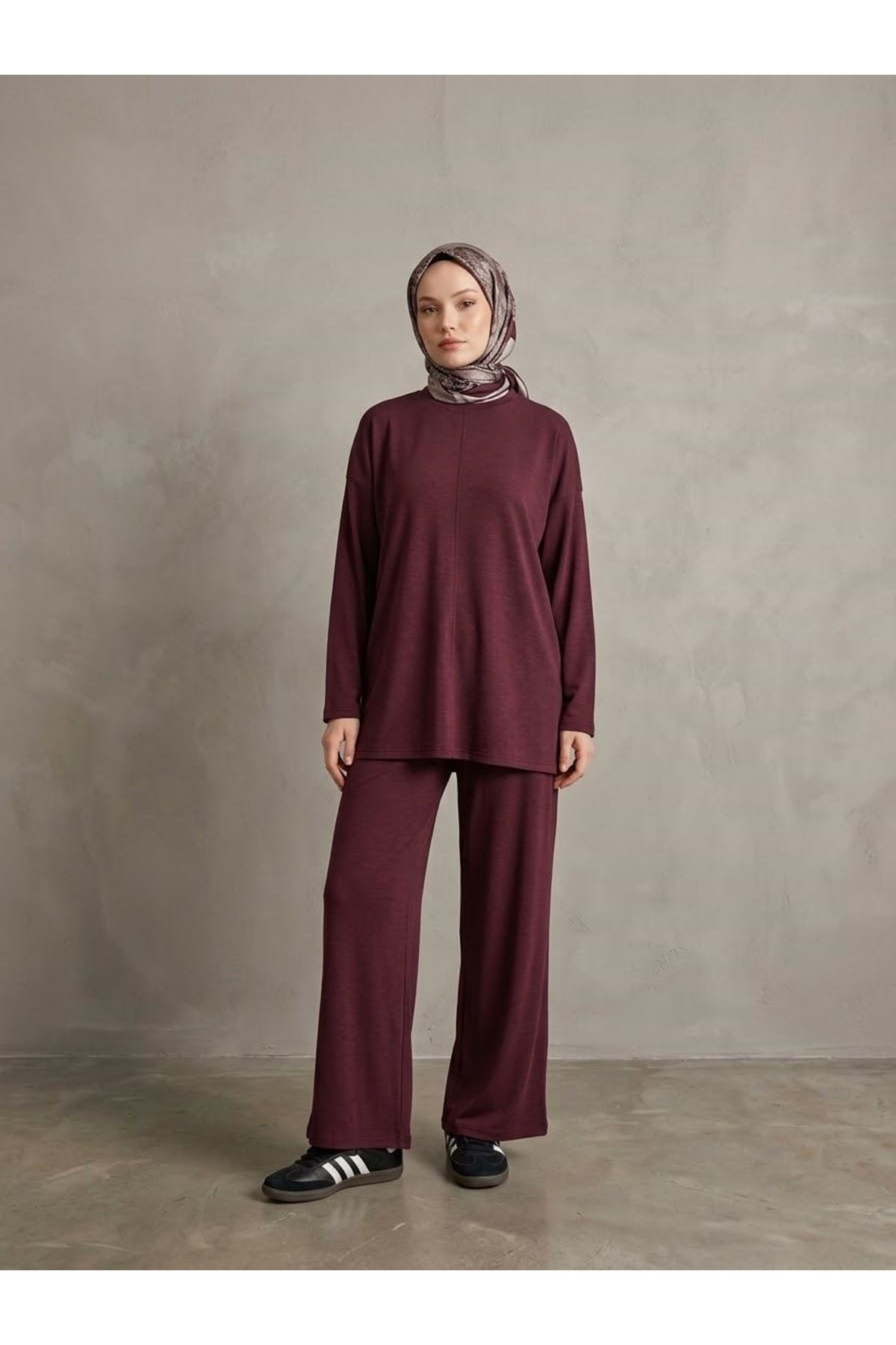 PİT00543-BRD Ön Dikişli Yırtmaç Detay Pantolonlu Takım-Bordo