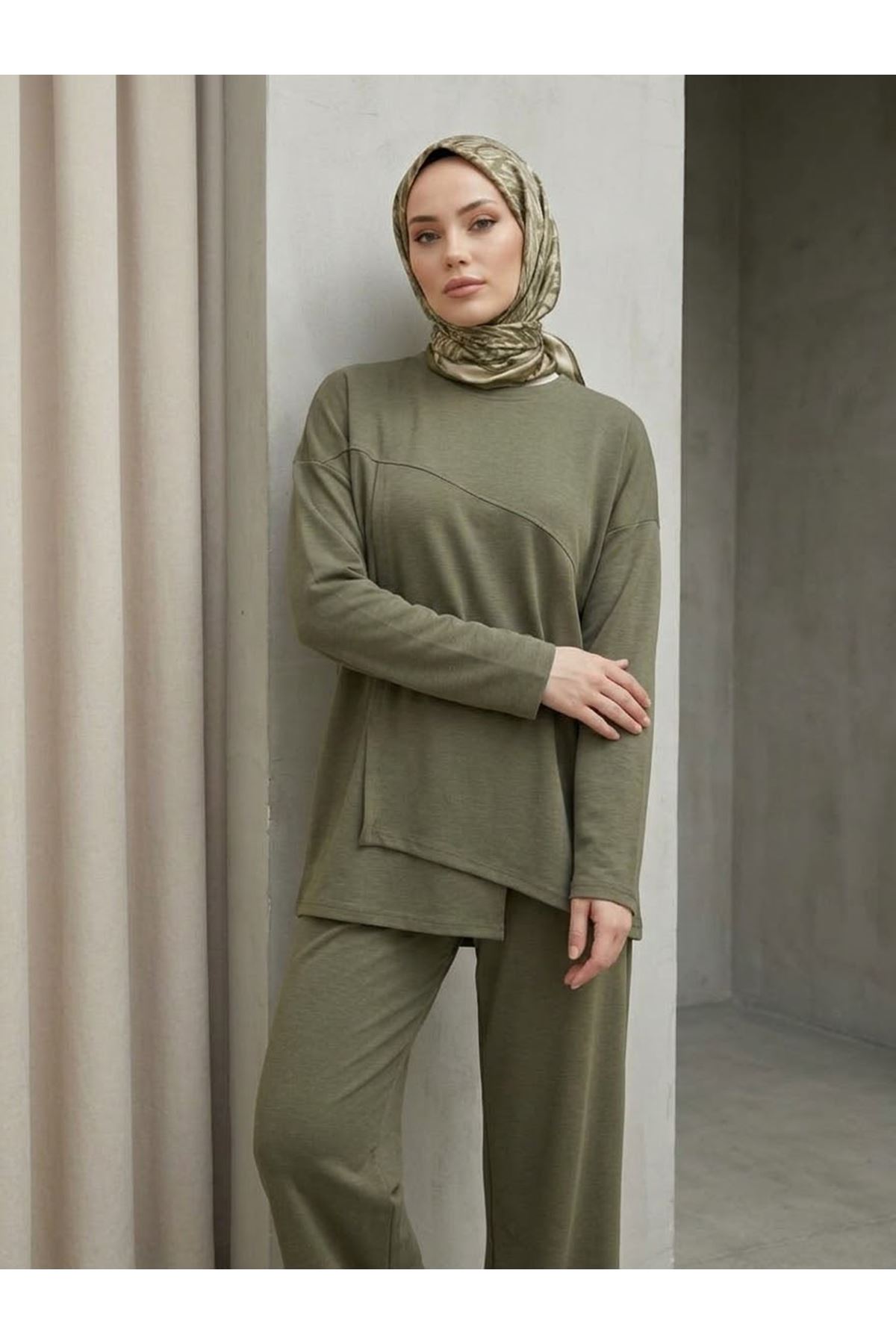 PİT00546-HKİ Ön Hareket Detay Pantolonlu Takım-Haki
