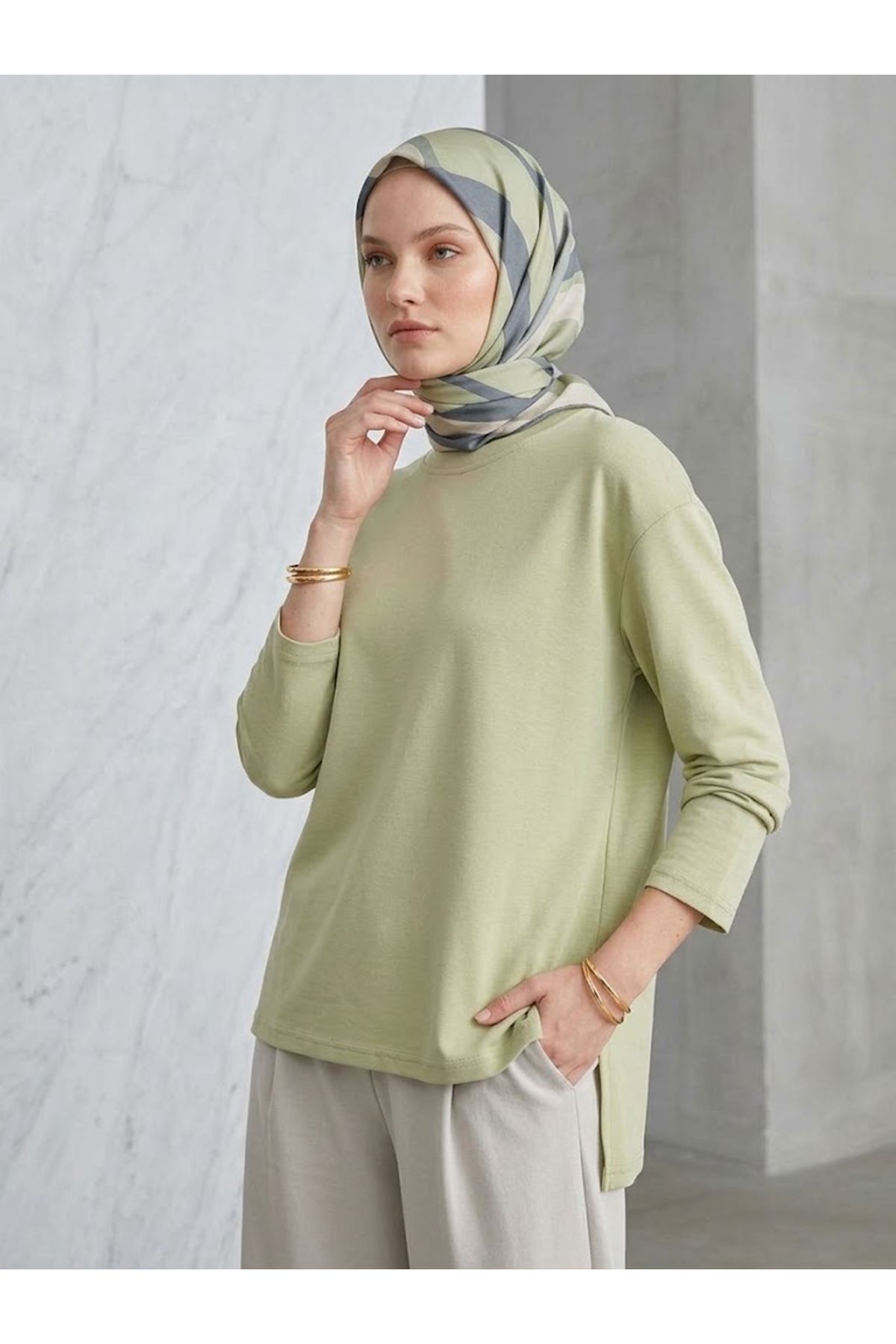 TUN06004-MNT Yırtmaçlı Oysho Tunik-Mint