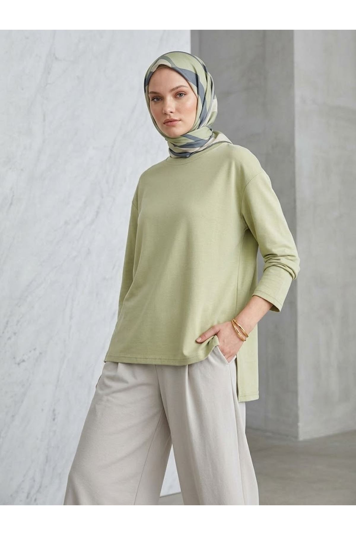 TUN06004-MNT Yırtmaçlı Oysho Tunik-Mint