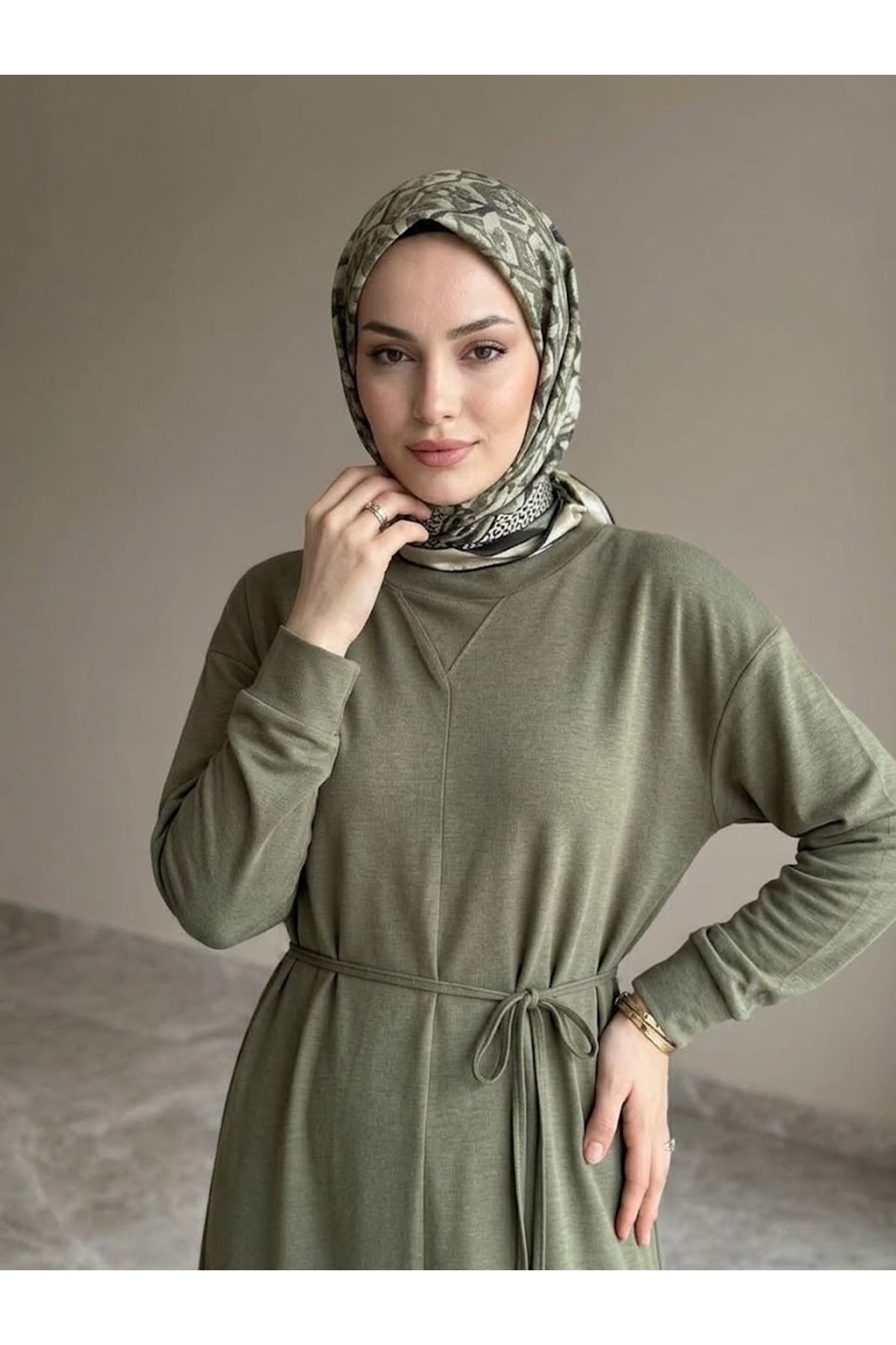 ELB04174-HKİ Ön Hareket Detay Pike Elbise-Haki