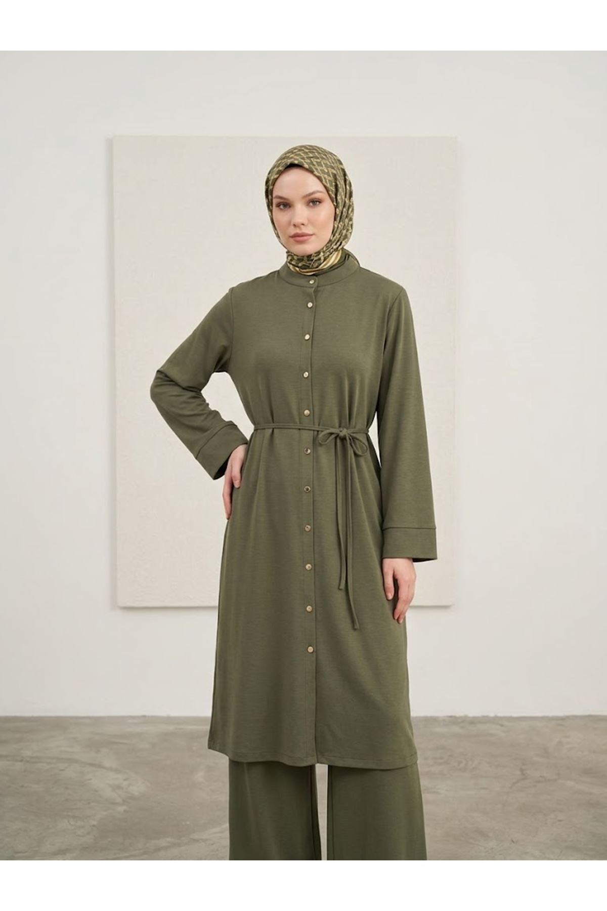 PİT00552-HKİ Hakim Yaka Pantolonlu Pike Takım-Haki