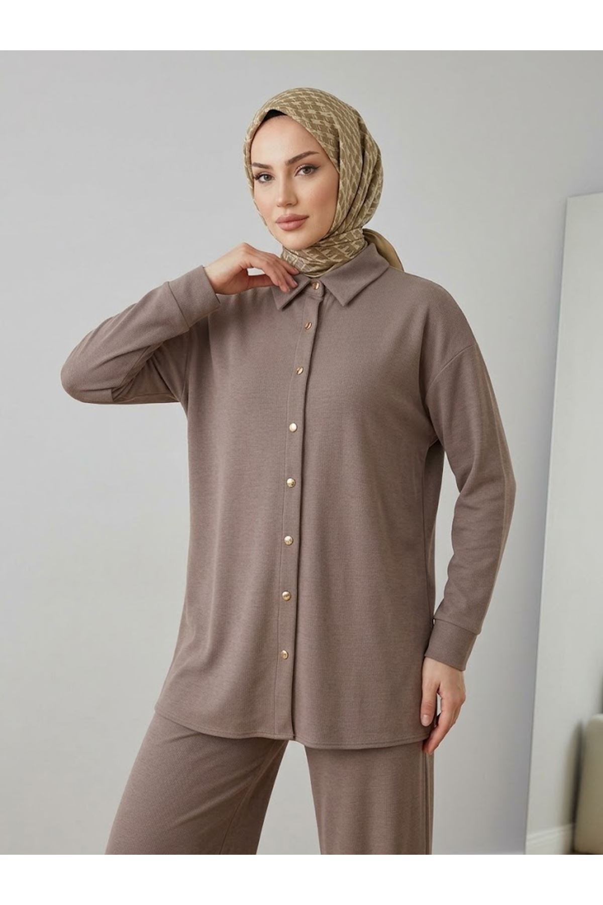 PİT00553-P102 Yakalı Patlı Pike Pantolonlu Takım-Açık Kahve