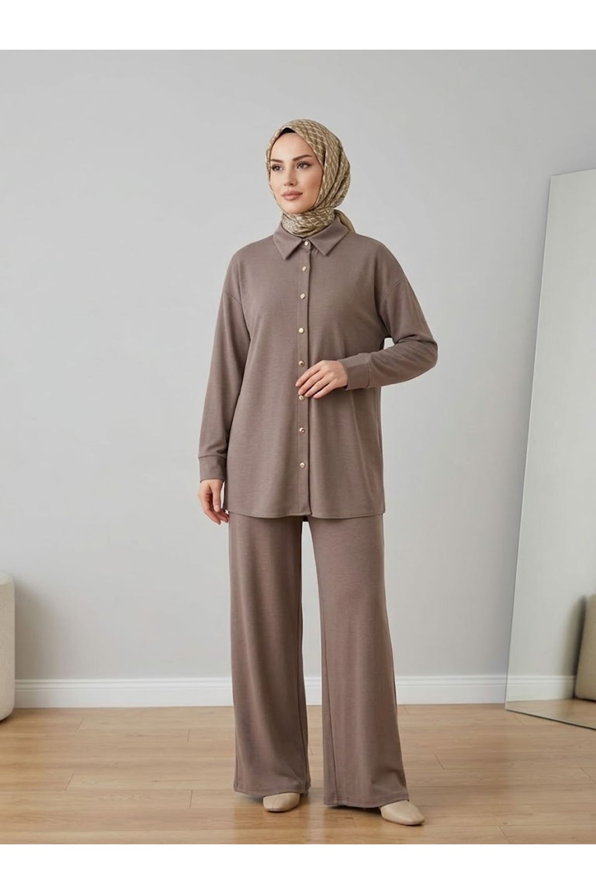PİT00553-P102 Yakalı Patlı Pike Pantolonlu Takım-Açık Kahve