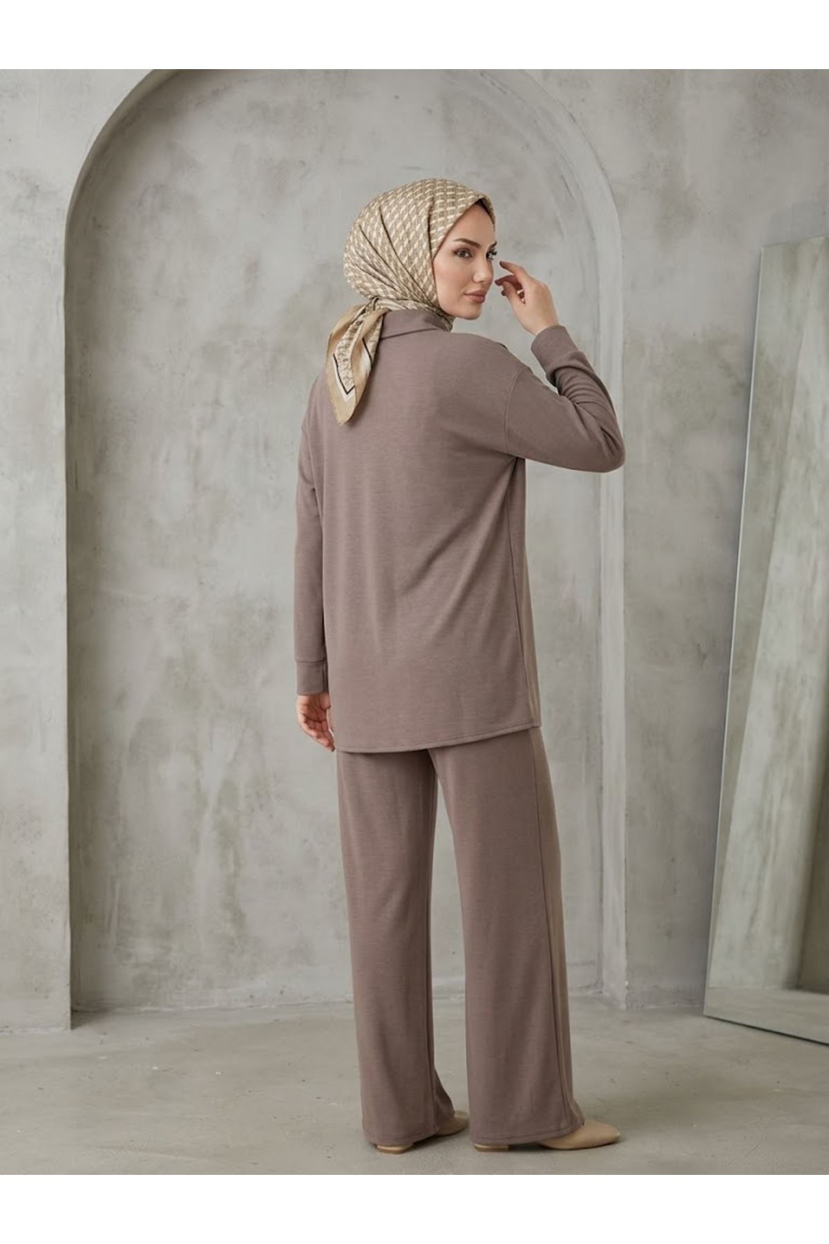 PİT00553-P102 Yakalı Patlı Pike Pantolonlu Takım-Açık Kahve