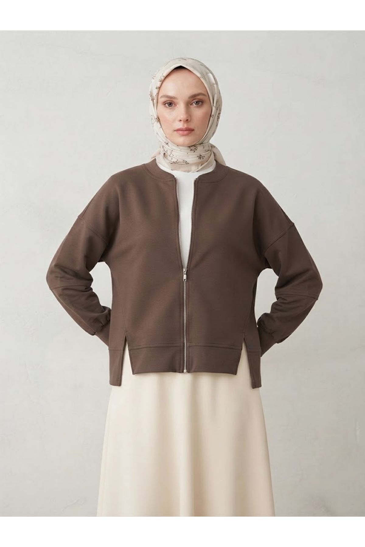 TUN06016-P101 Fermuarlı Ön Parçalı Manşetli Tunik-Koyu Kahve