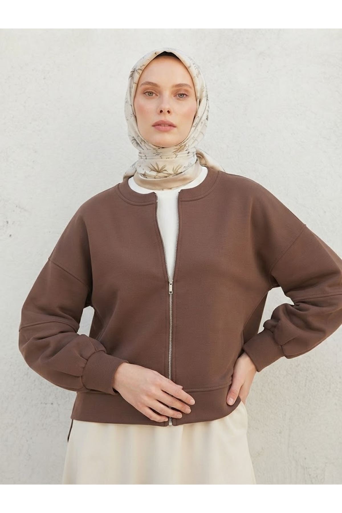 TUN06016-KHV Fermuarlı Ön Parçalı Manşetli Tunik-Kahve