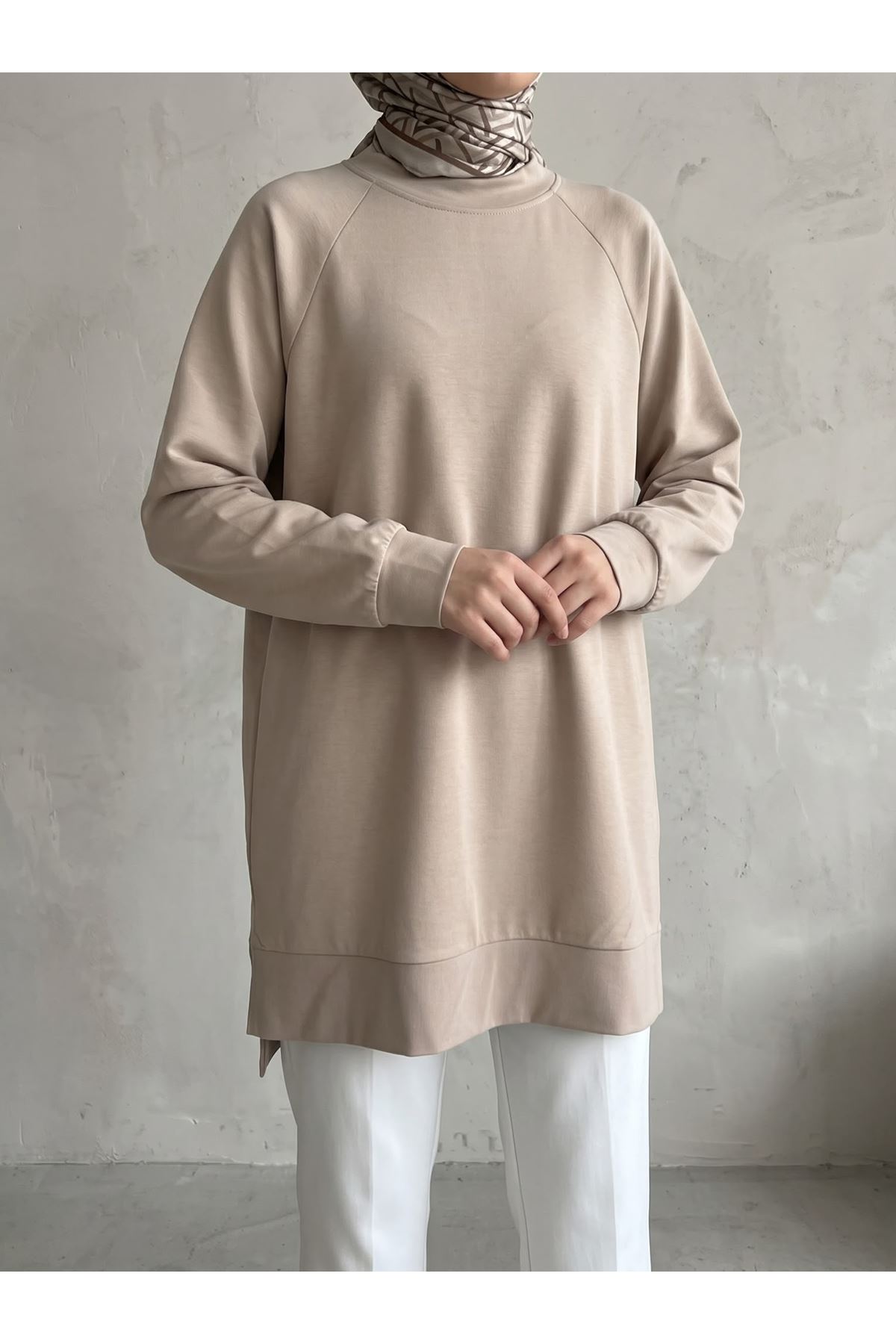TUN06013-BEJ Reglan Kol Manşetli Pike Tunik-Bej