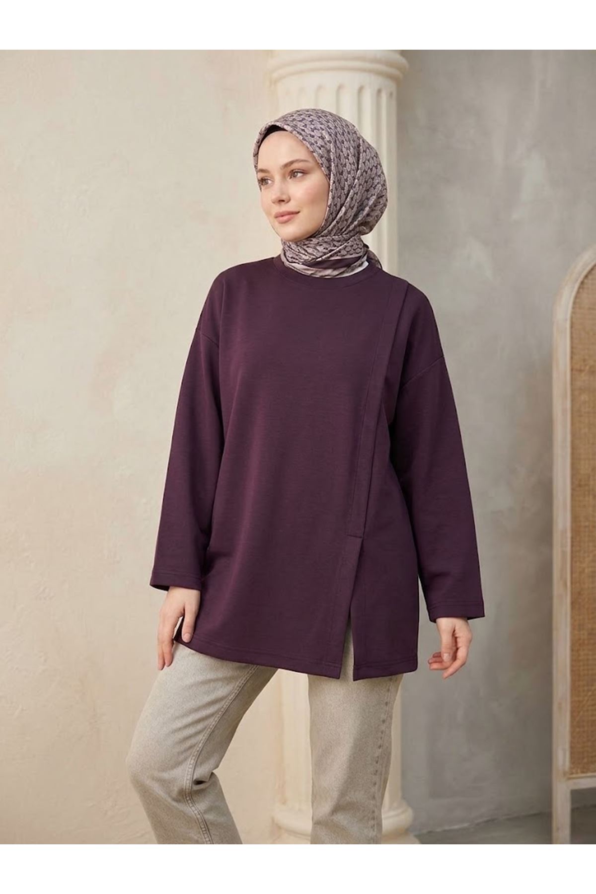 TUN06011-BRD Yan Hareket Yırtmaç Detay Oysh Tunik-Bordo