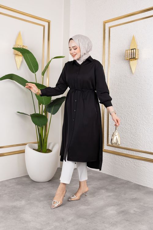 TUN05867-SYH Kadın Yırtmaç Detaylı Kuşaklı Gömlek Yaka Boydan Düğmeli Uzıun Tesettür Tunik-Siyah