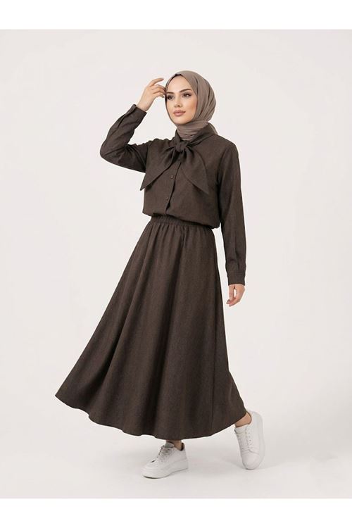 EİT00112-KHV Yaka Detay Etekli Takım-Kahve