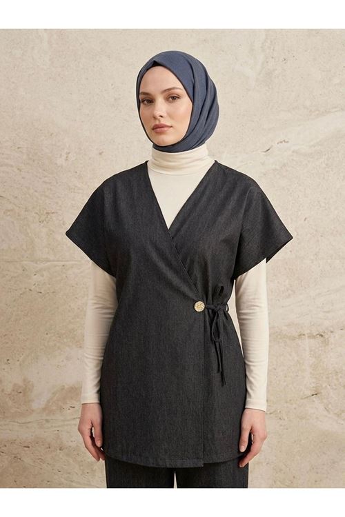 YEL00881-SYH Yandan Bağlamalı Düğme Detay Yelek-Siyah
